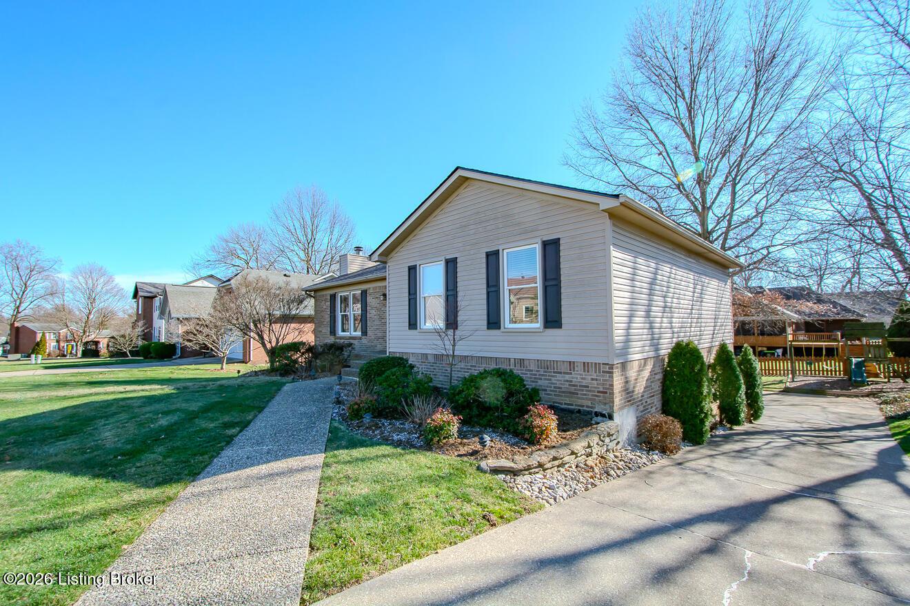 12500 Brightfield Dr