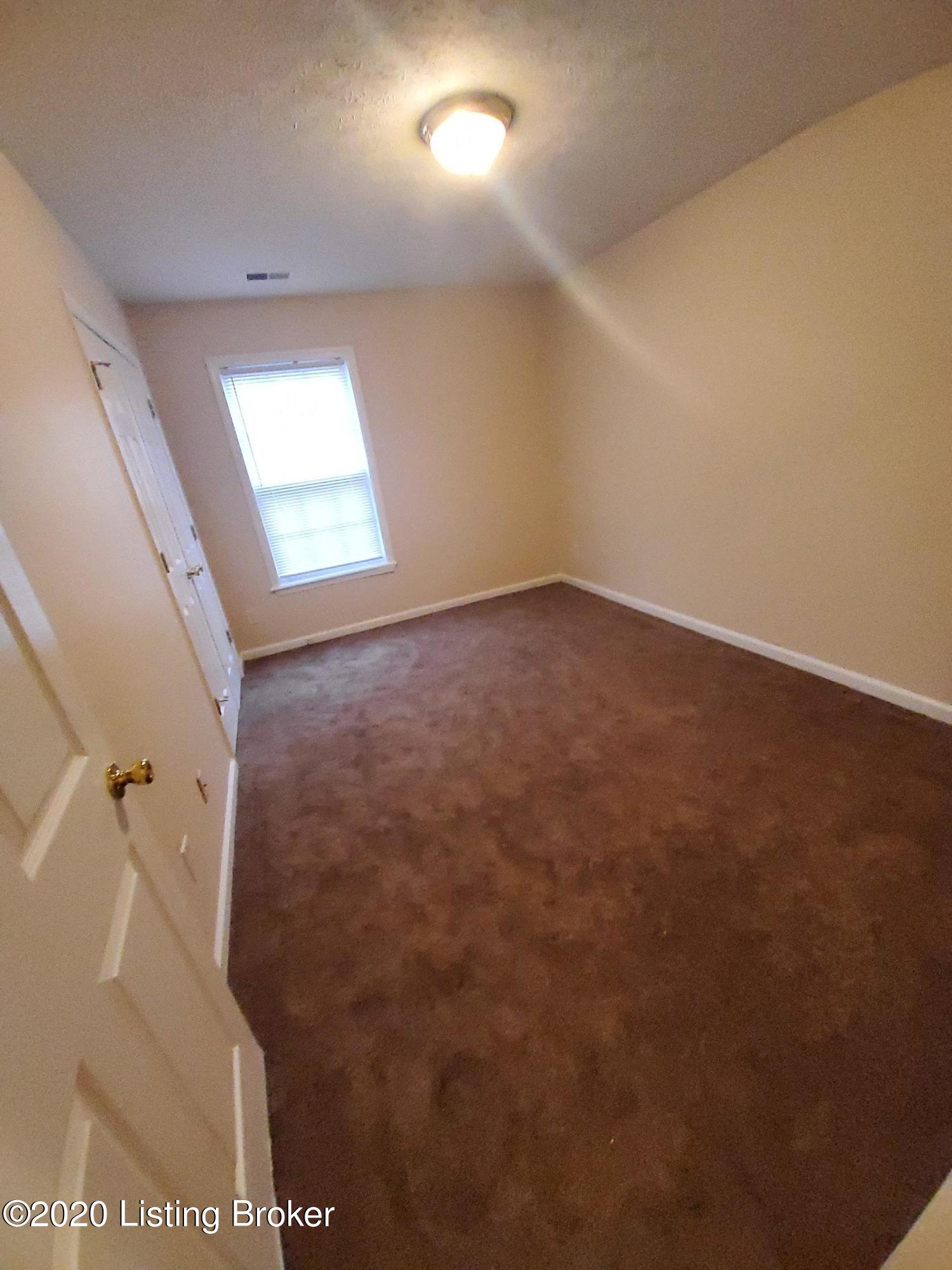 274 7th Ave