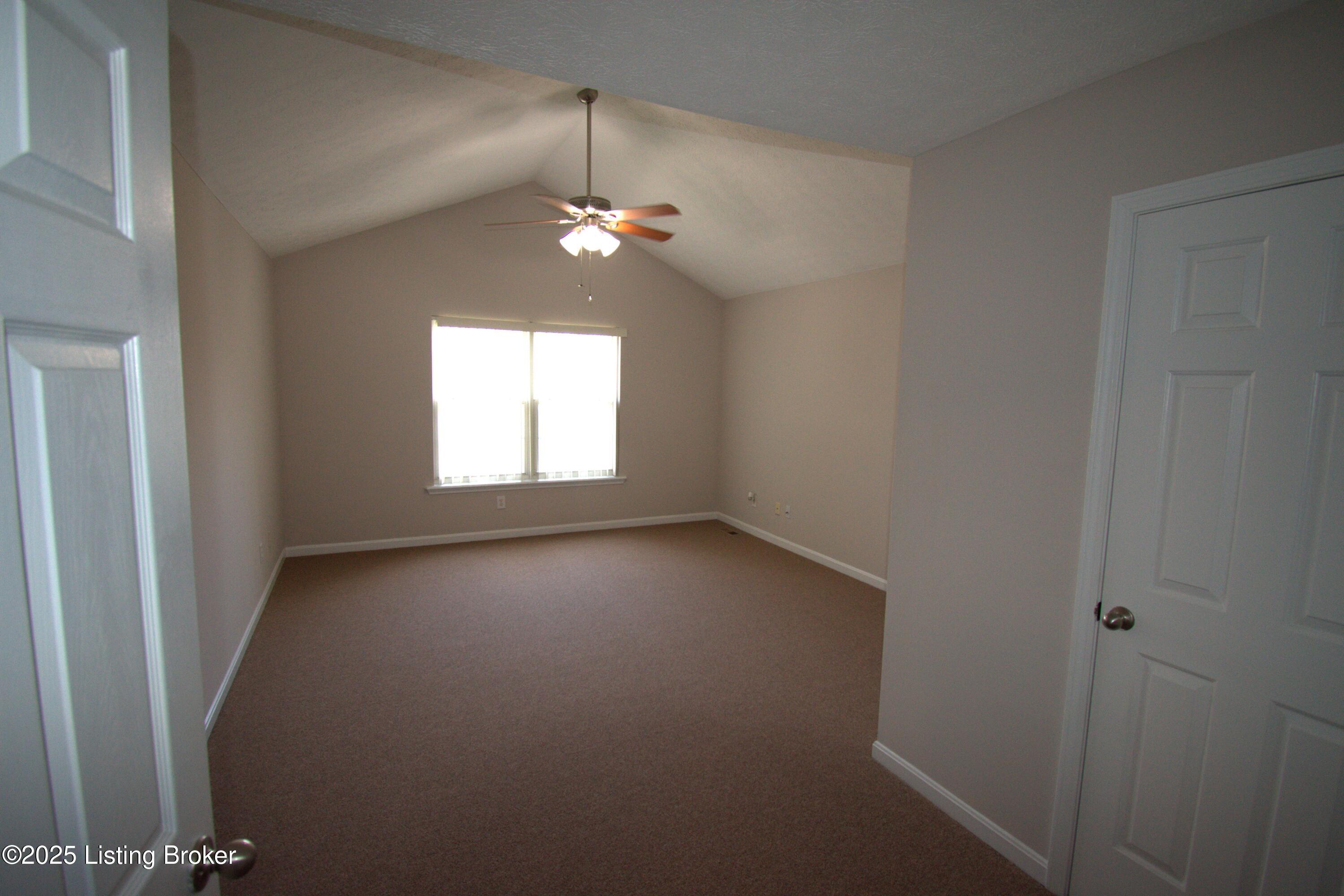4221 Willowview Blvd