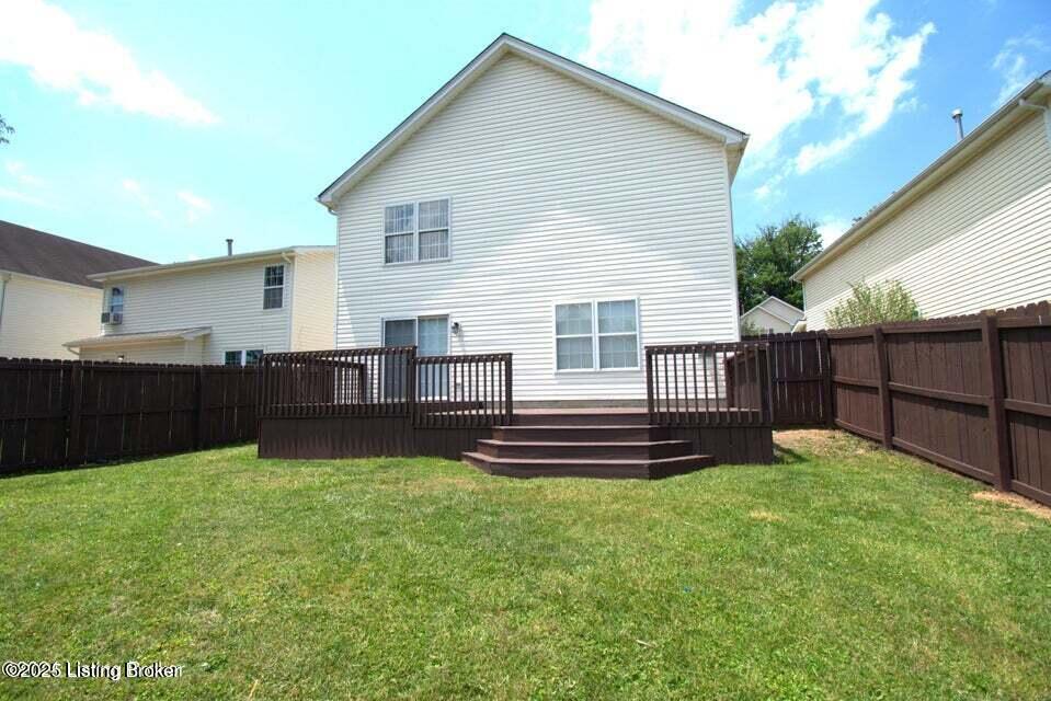 4221 Willowview Blvd