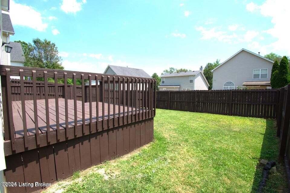 4221 Willowview Blvd