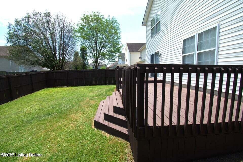 4221 Willowview Blvd