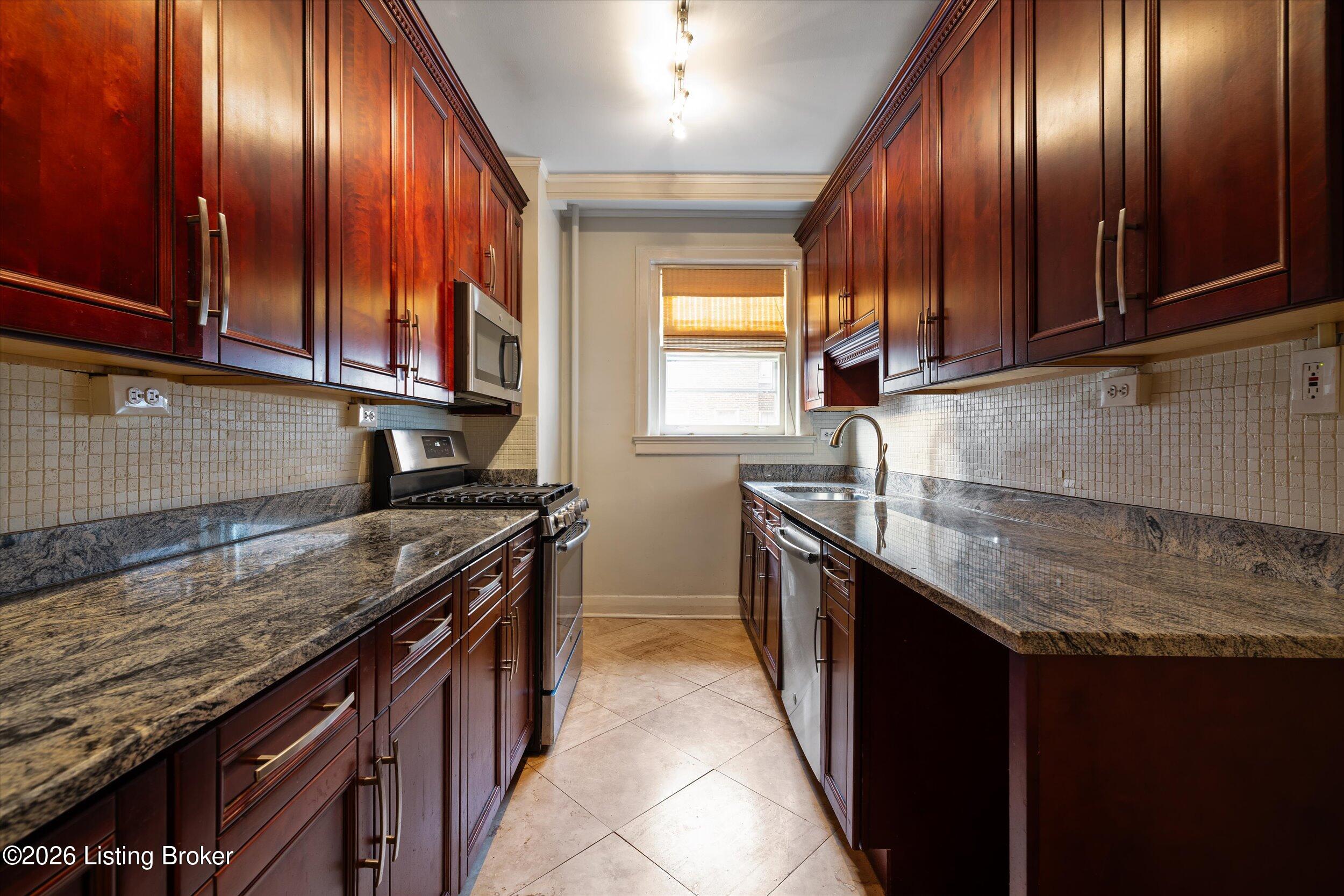 1412 Willow Ave APT 65