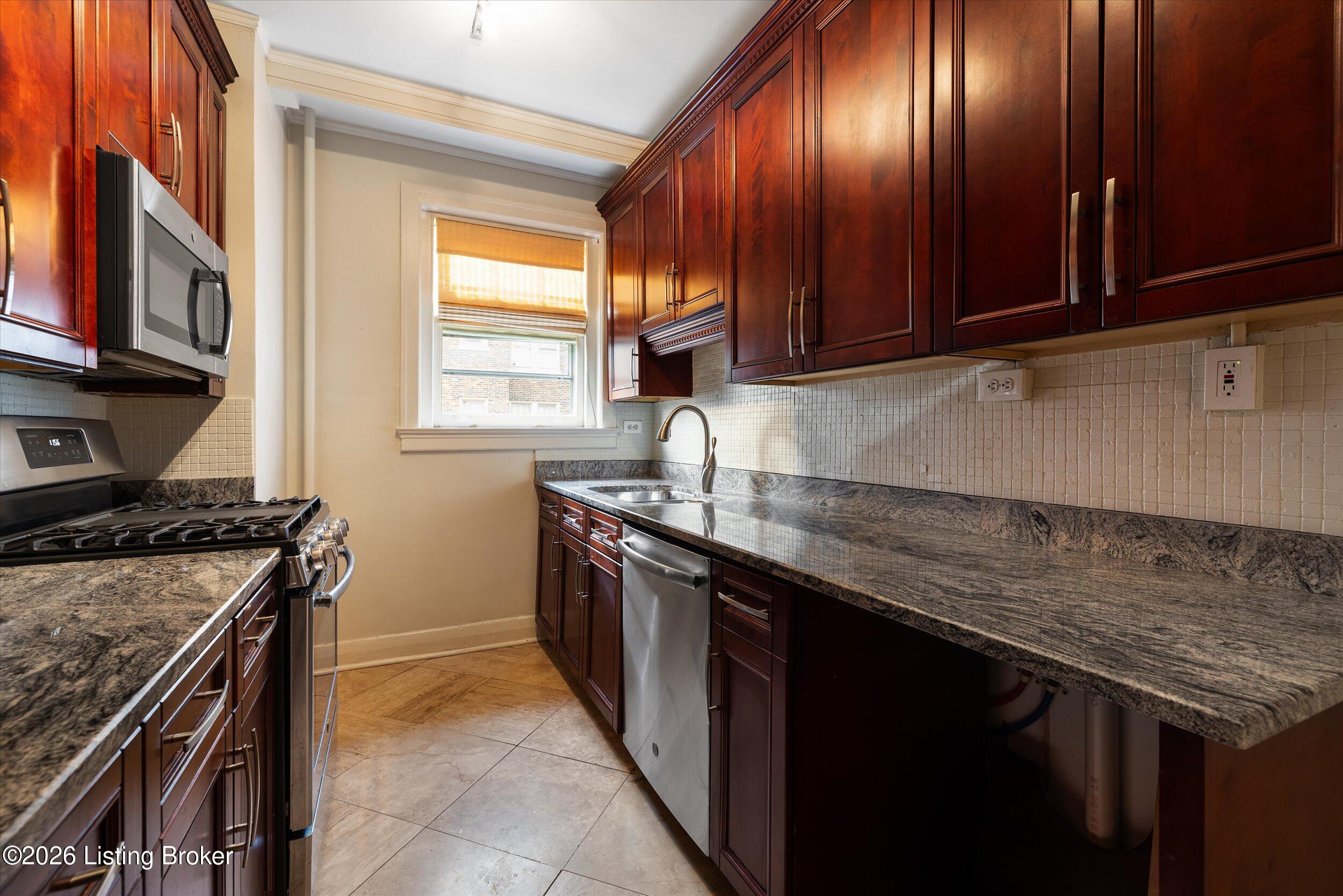 1412 Willow Ave APT 65