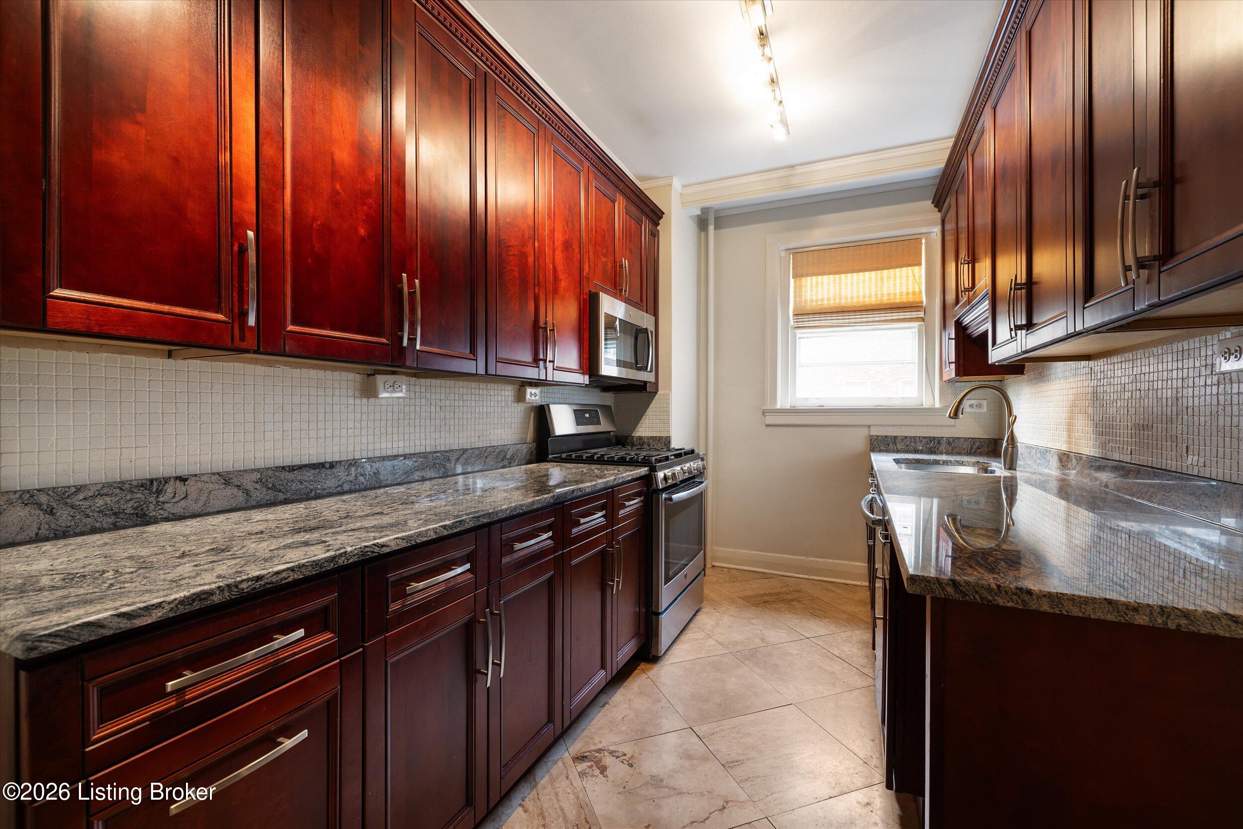 1412 Willow Ave APT 65