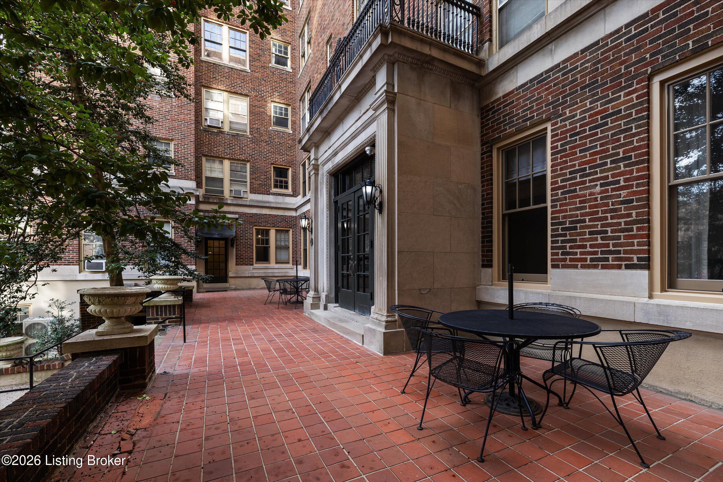 1412 Willow Ave APT 65
