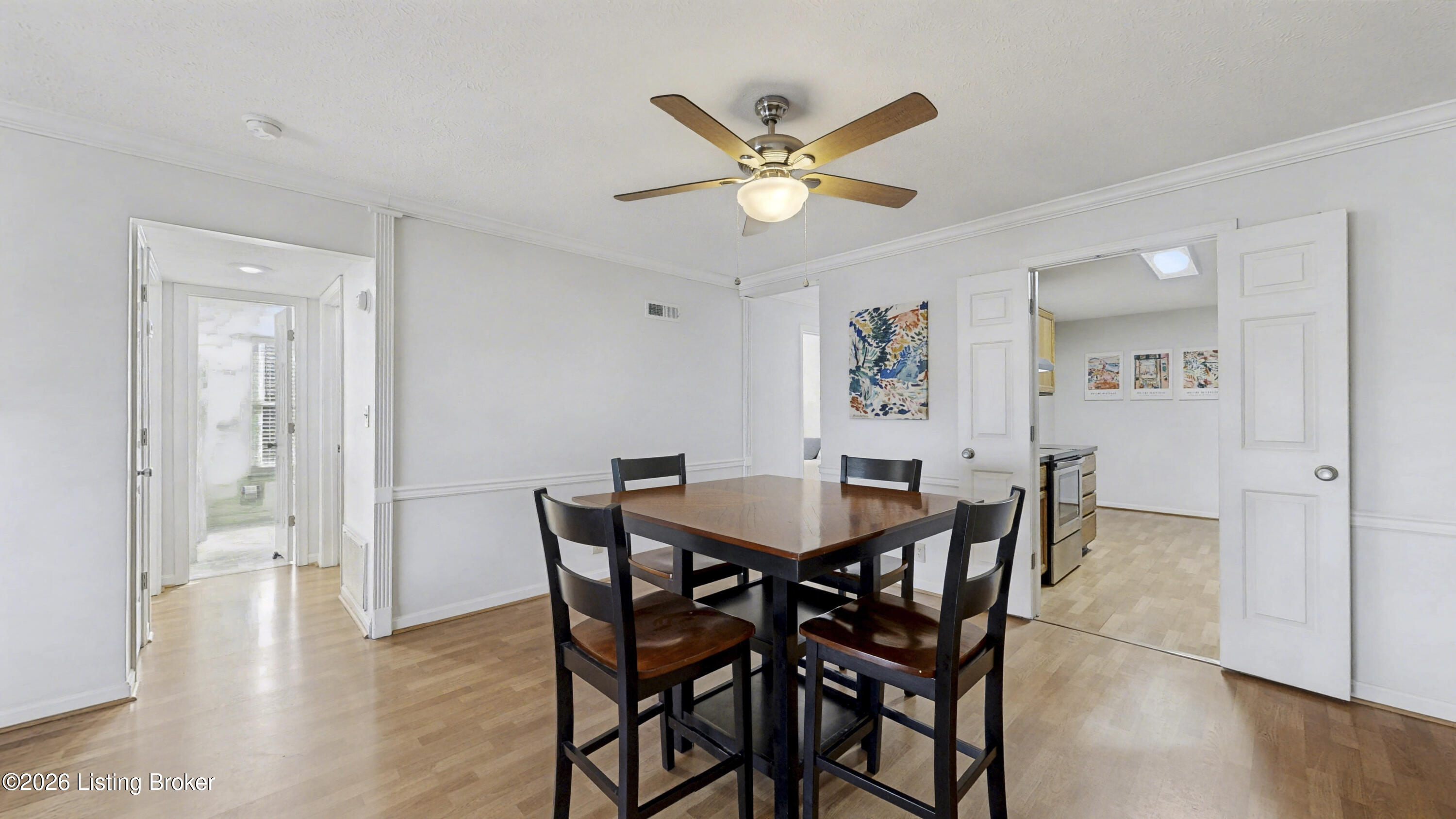 1109 Donard Park Ave