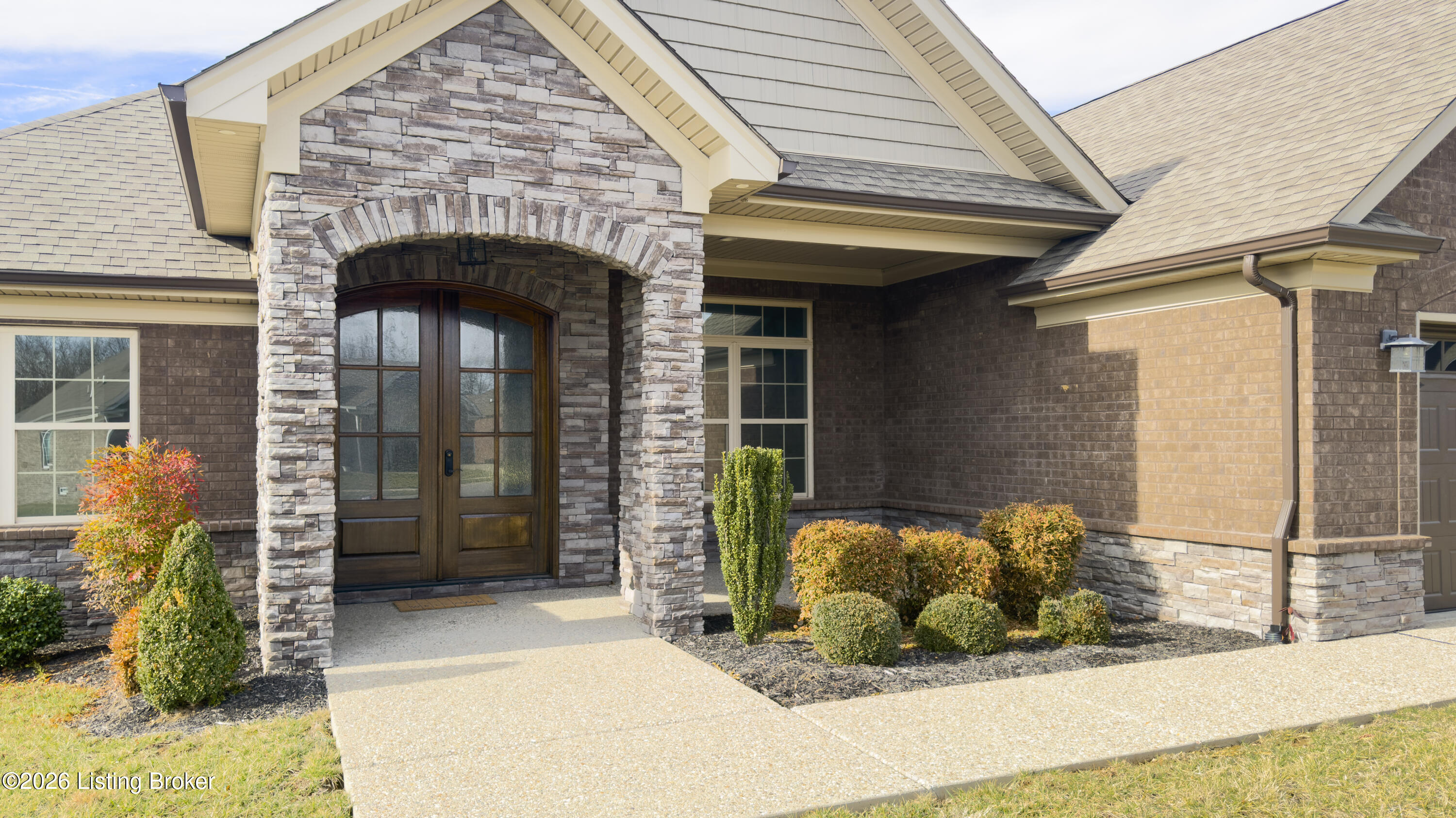 6408 Lovers Farm Trace