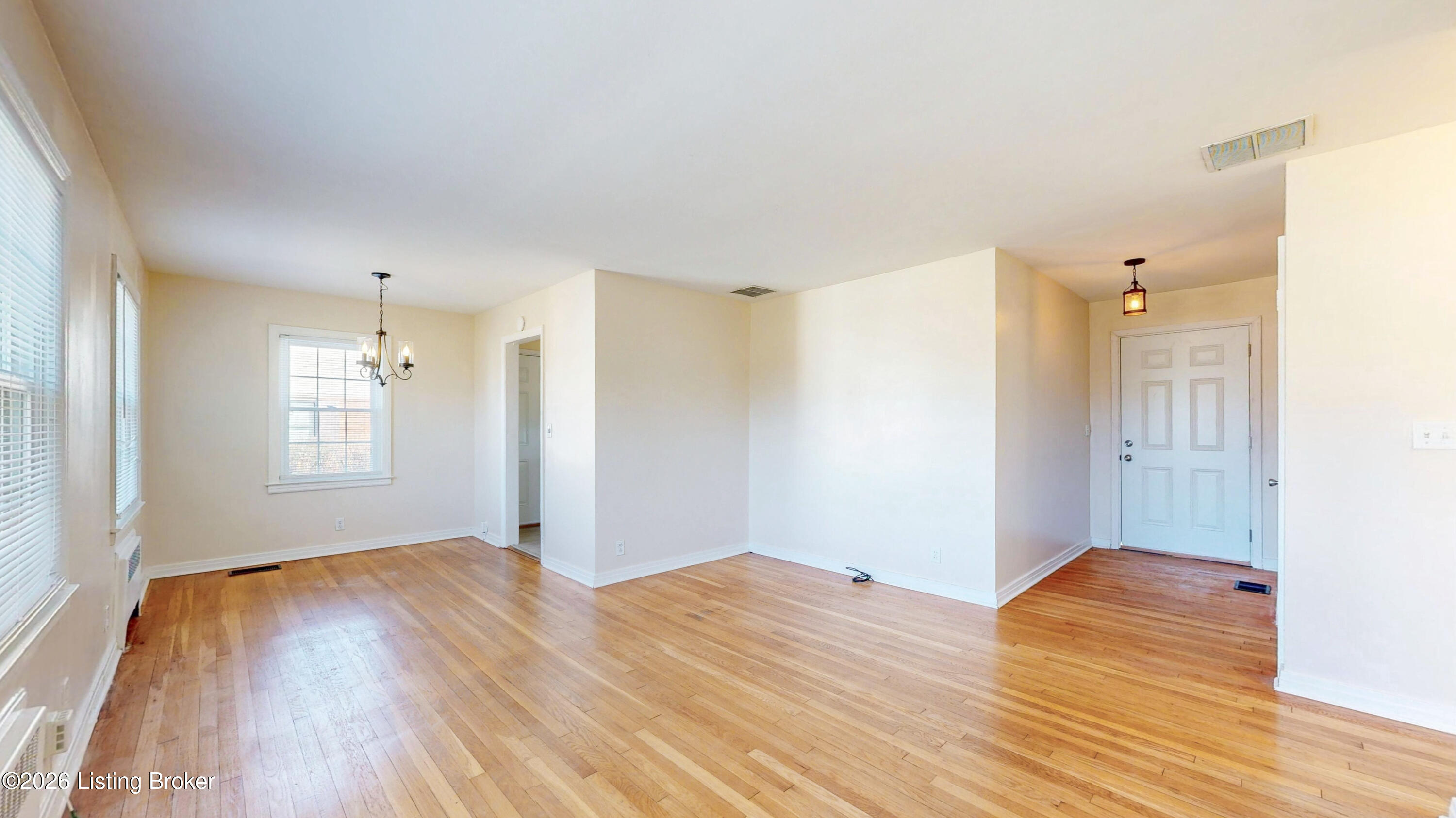 2437 Proctor Knott Dr