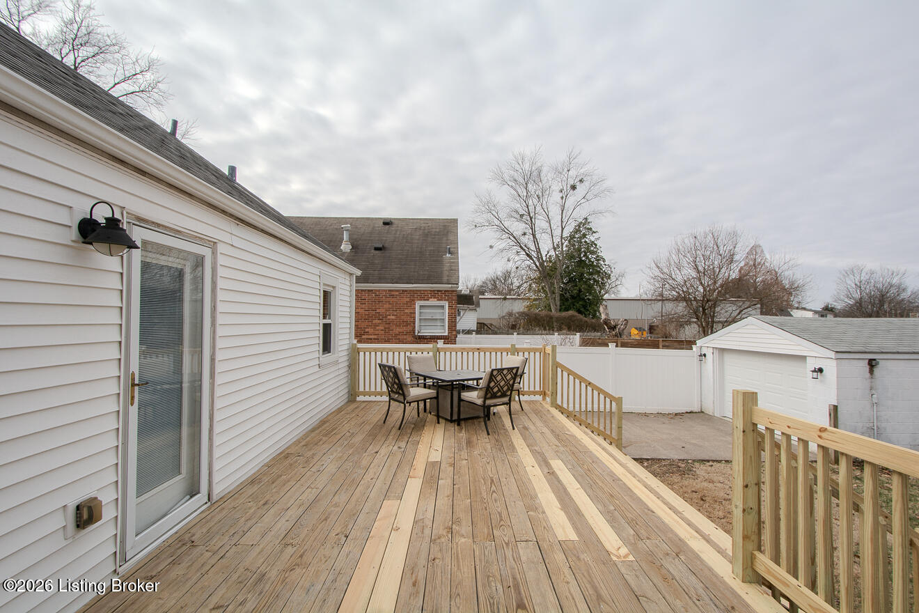 1019 English Ave
