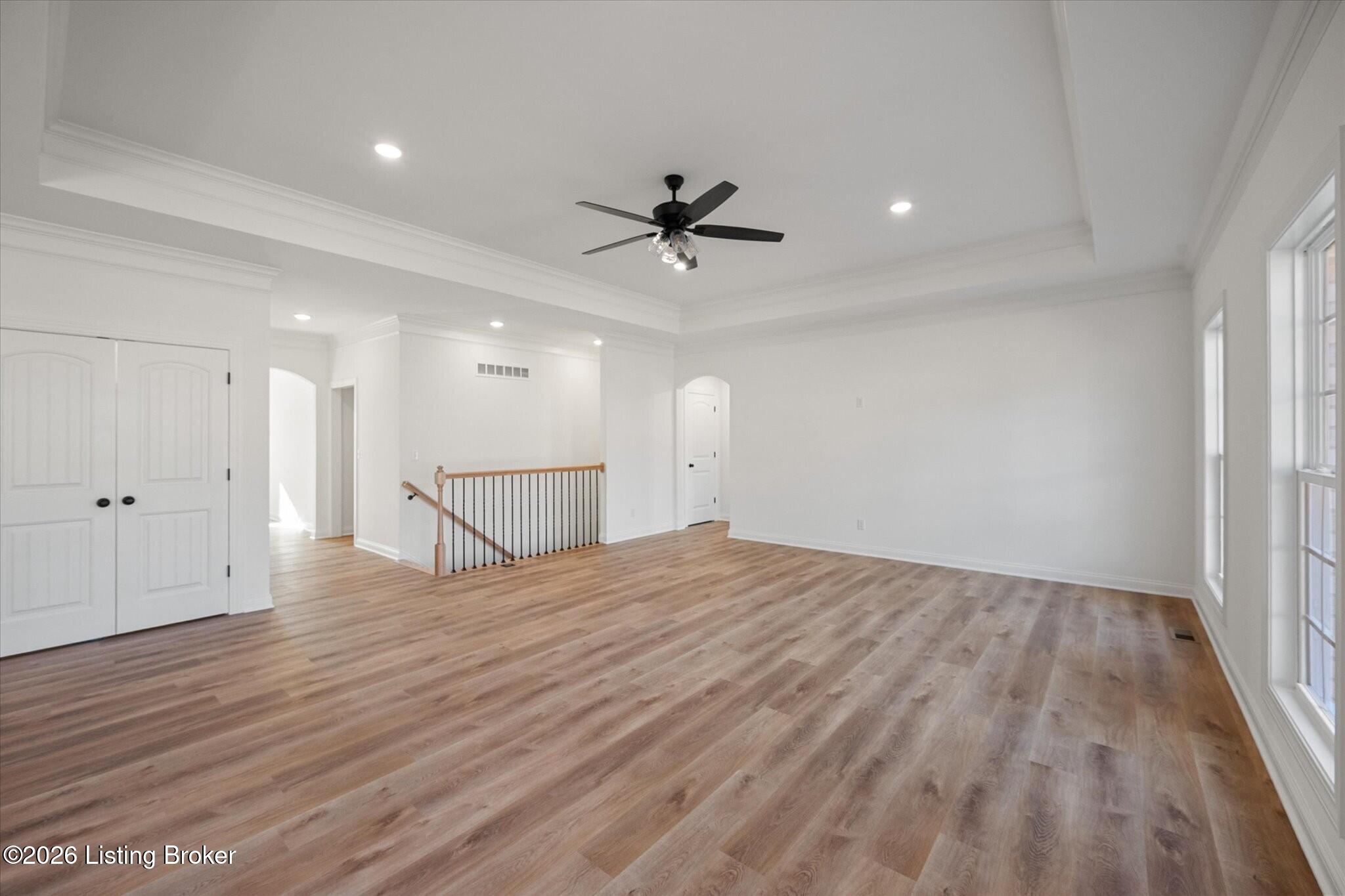150 Broken Arrow Ct