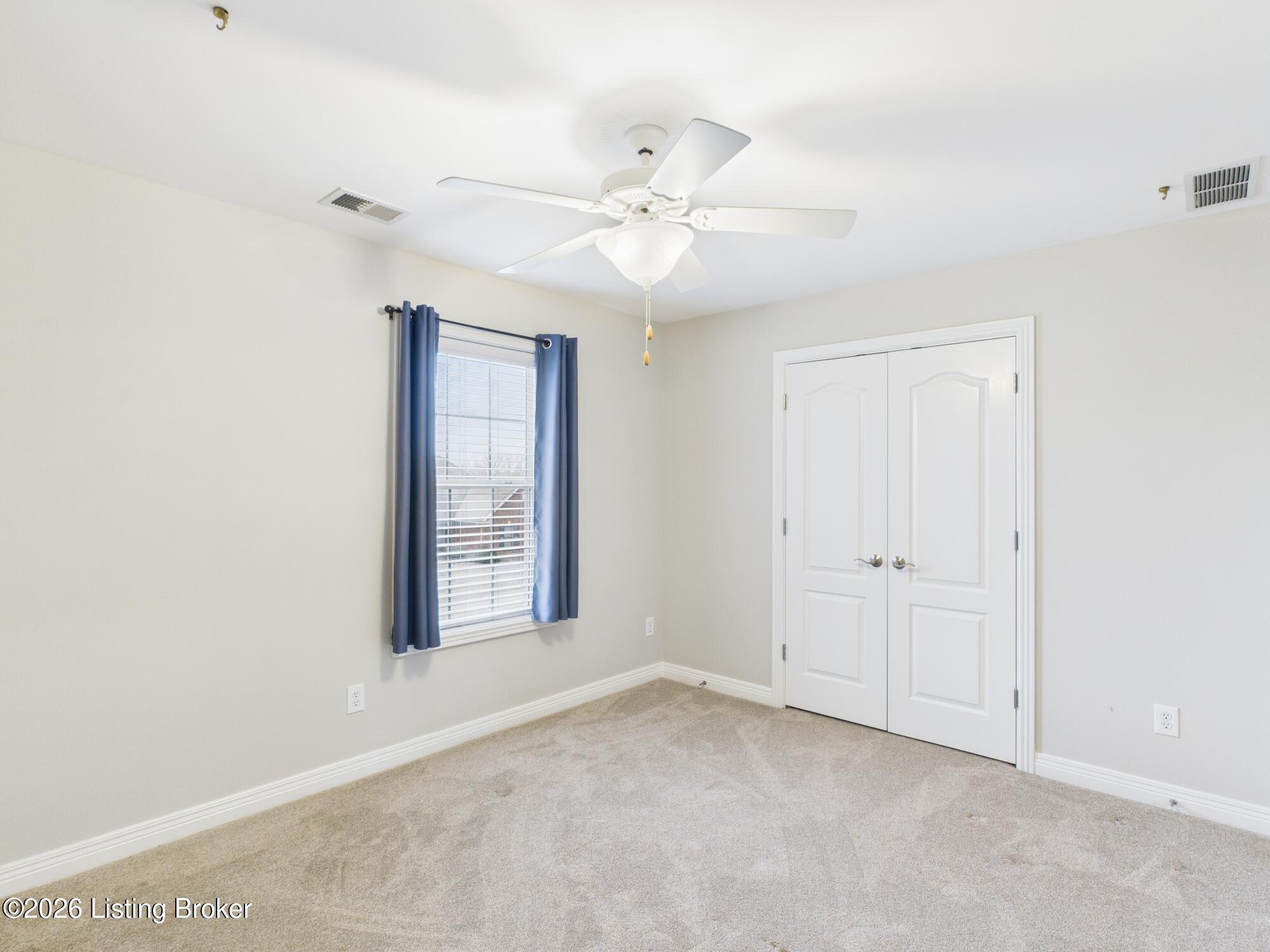 1217 Blackthorn Rd