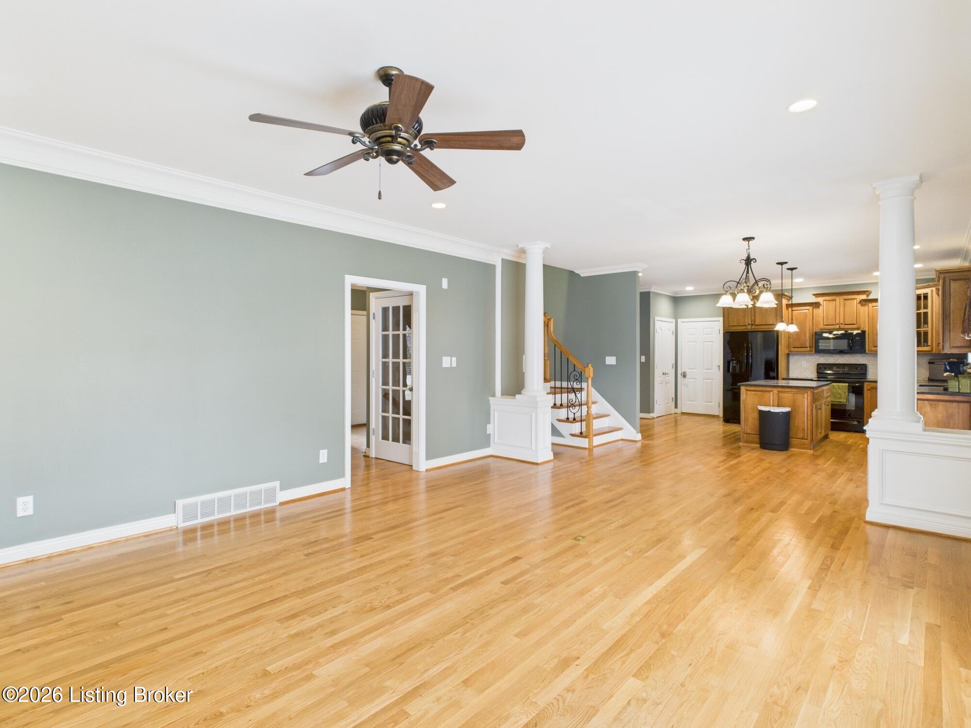1217 Blackthorn Rd