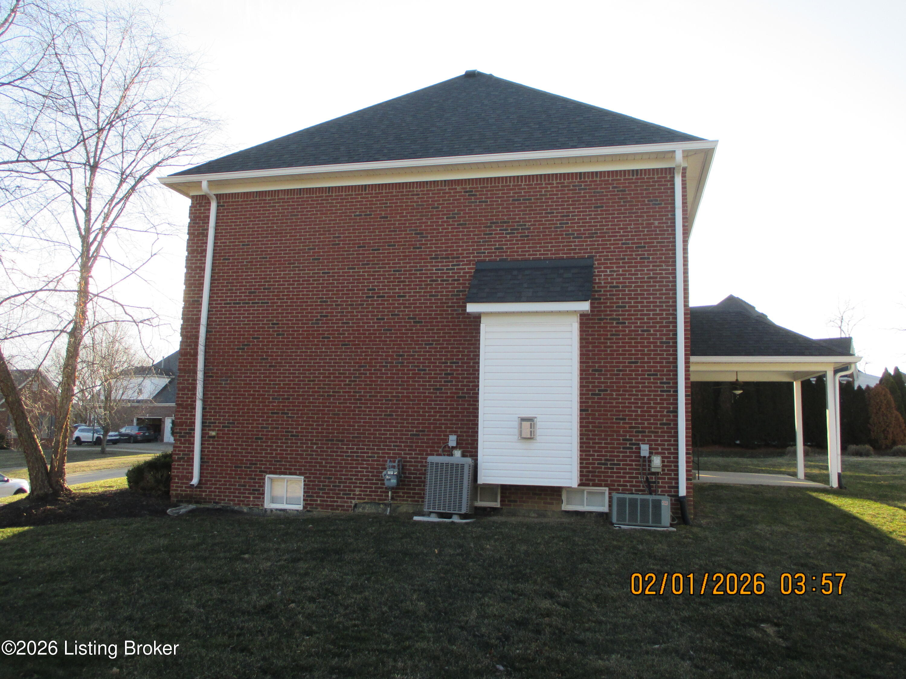 1217 Blackthorn Rd