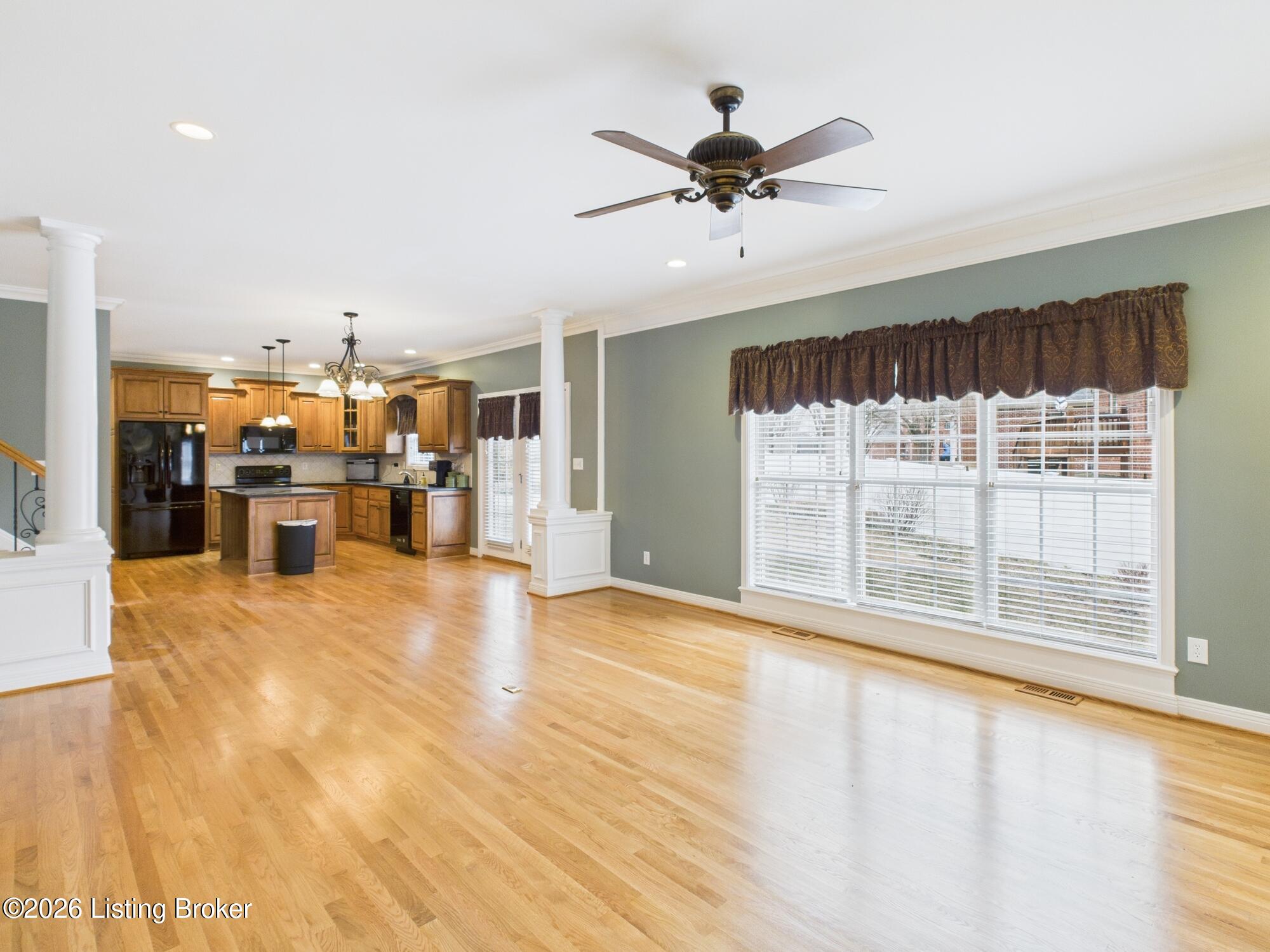 1217 Blackthorn Rd