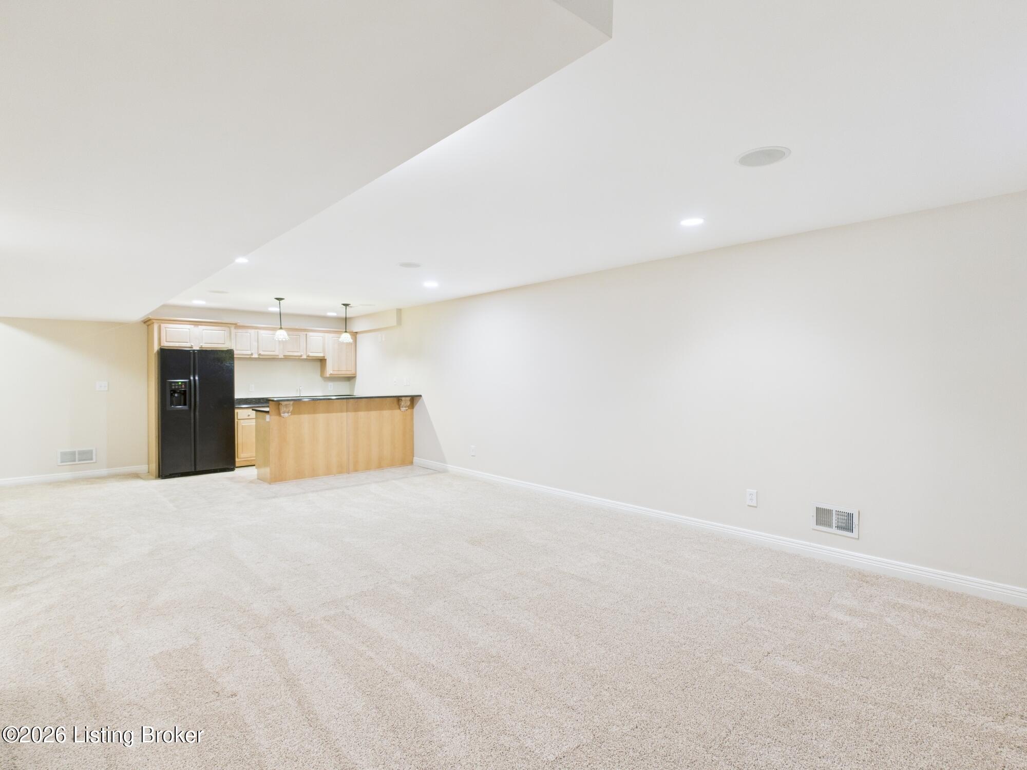 1217 Blackthorn Rd
