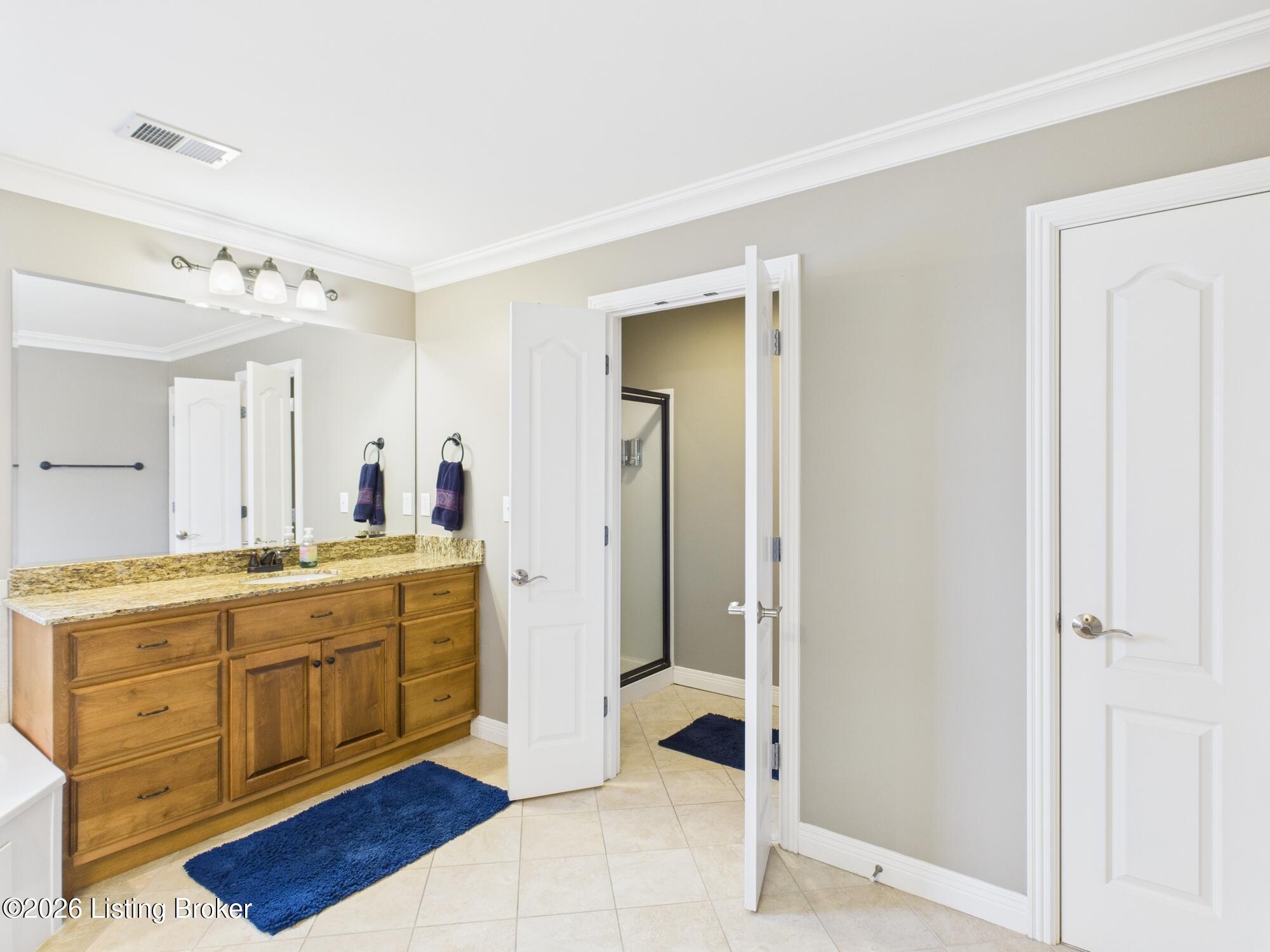 1217 Blackthorn Rd