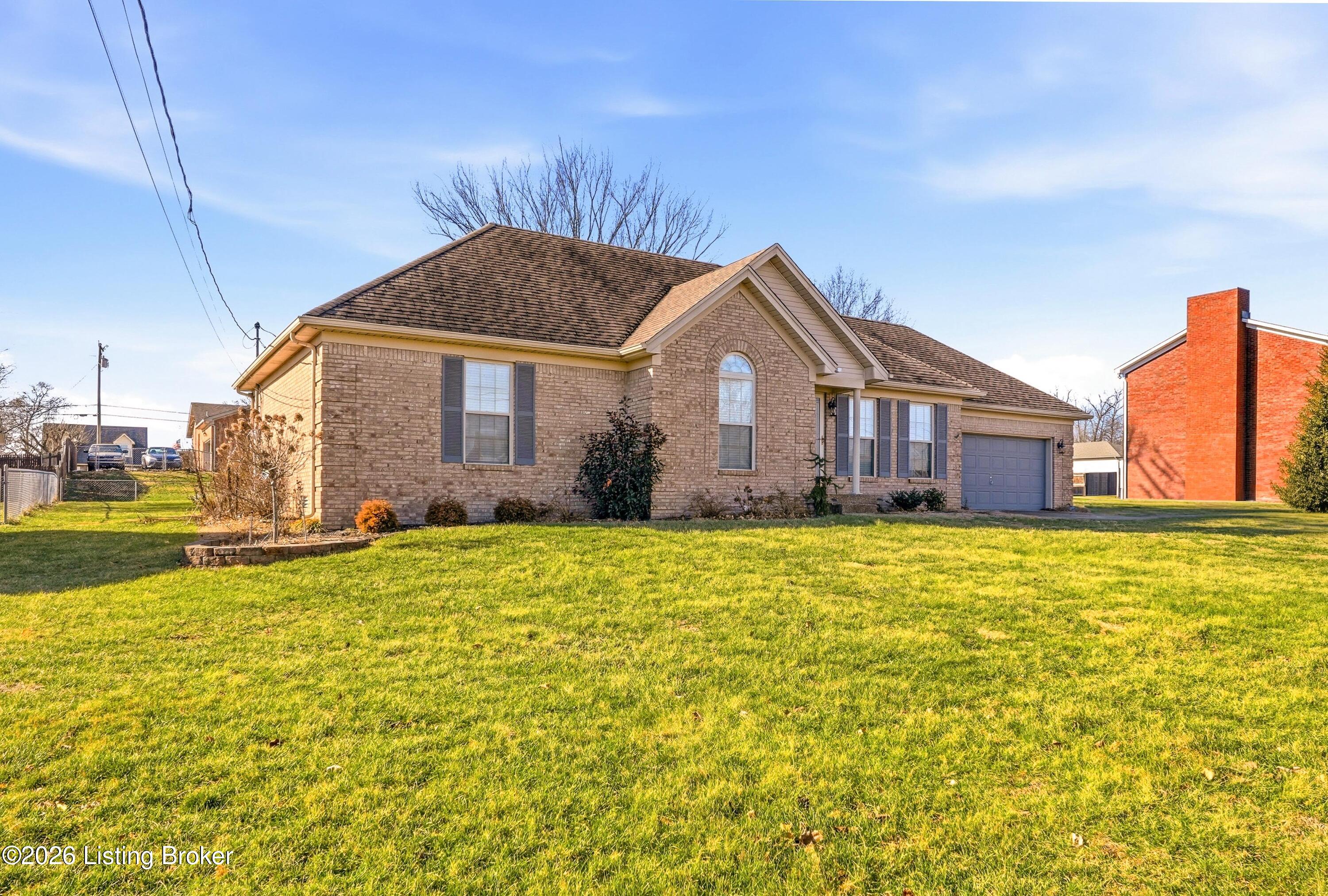 340 Jasper Ln