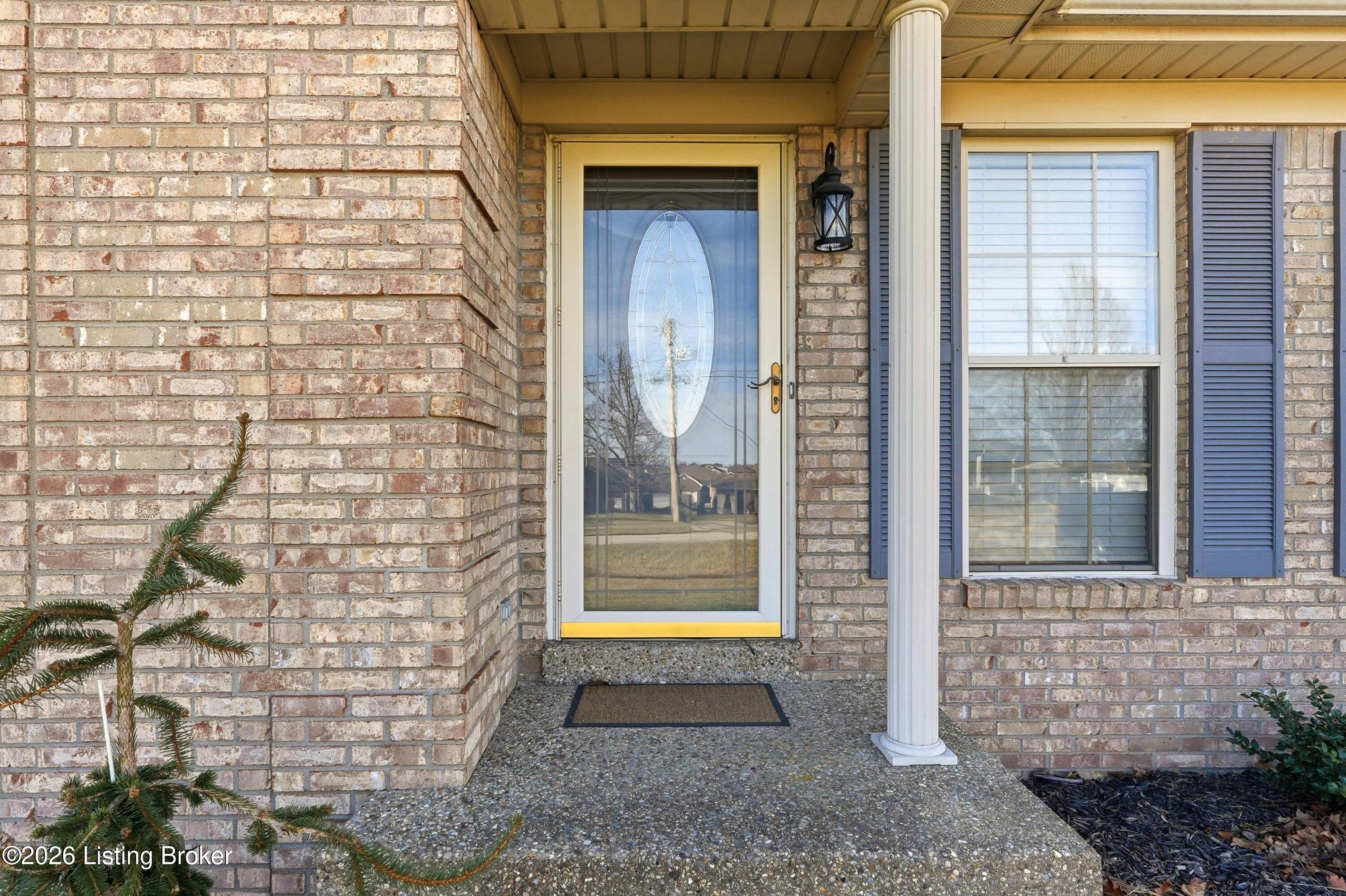 340 Jasper Ln