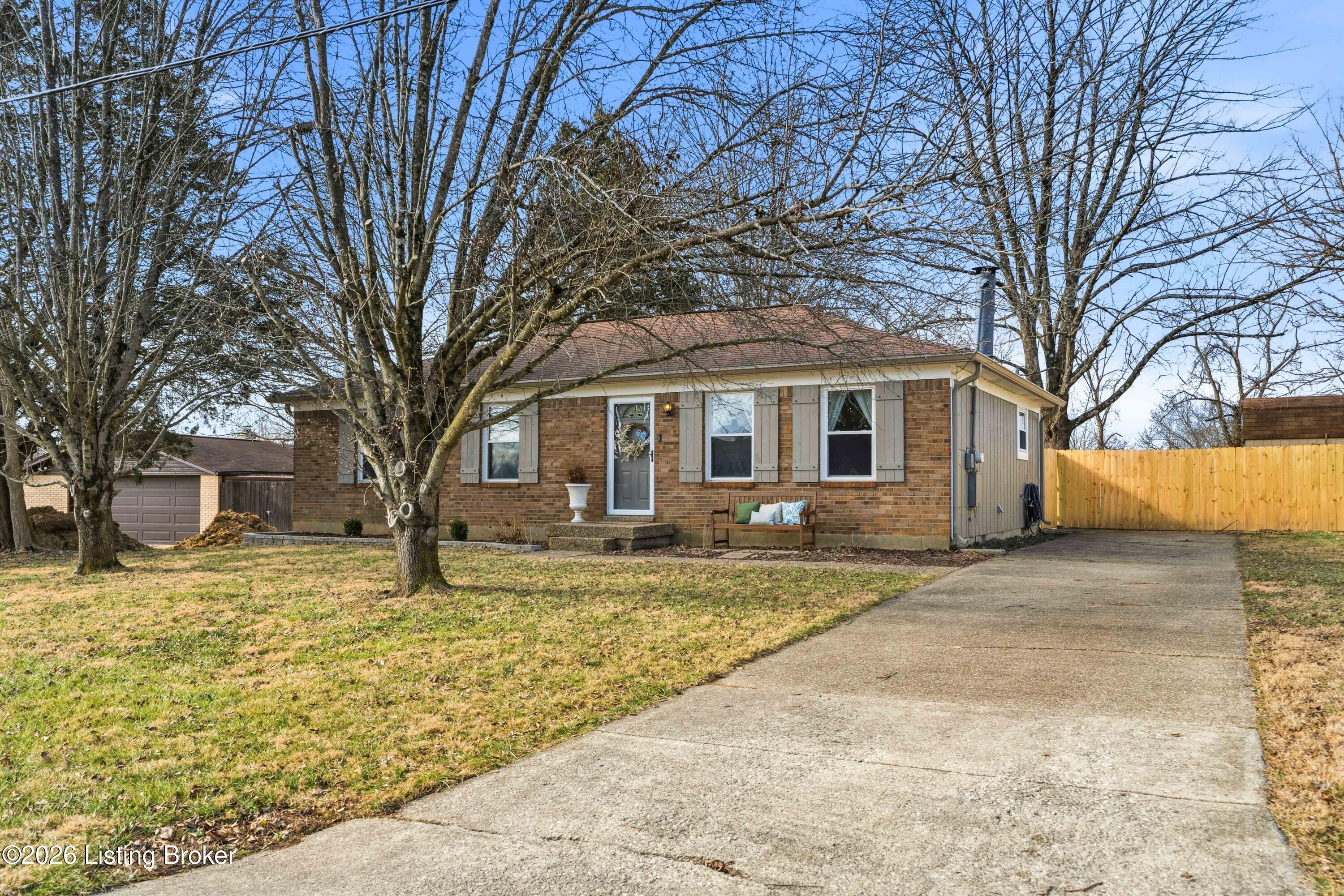 6722 Blackhorse Dr
