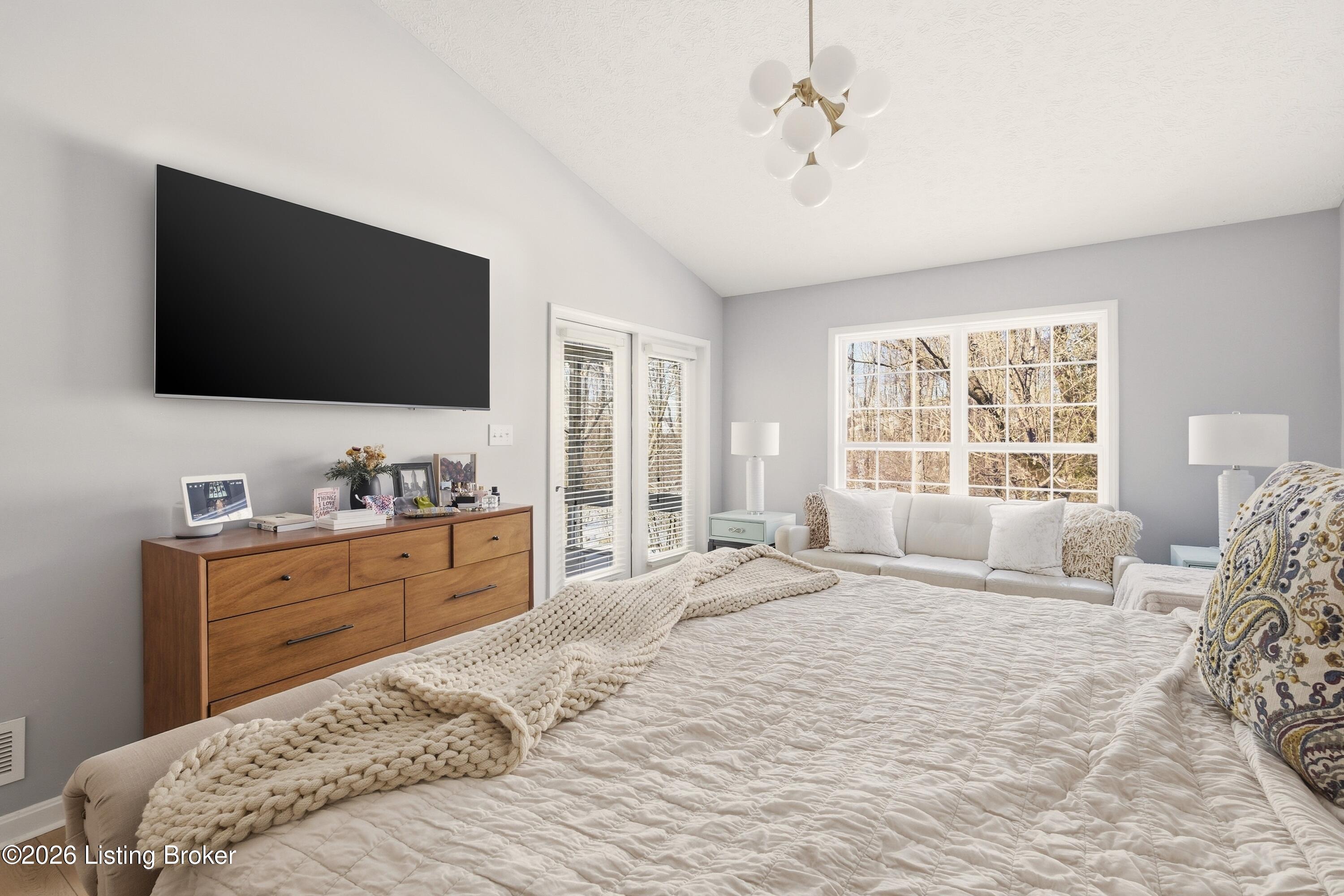 10444 Dove Chase Cir