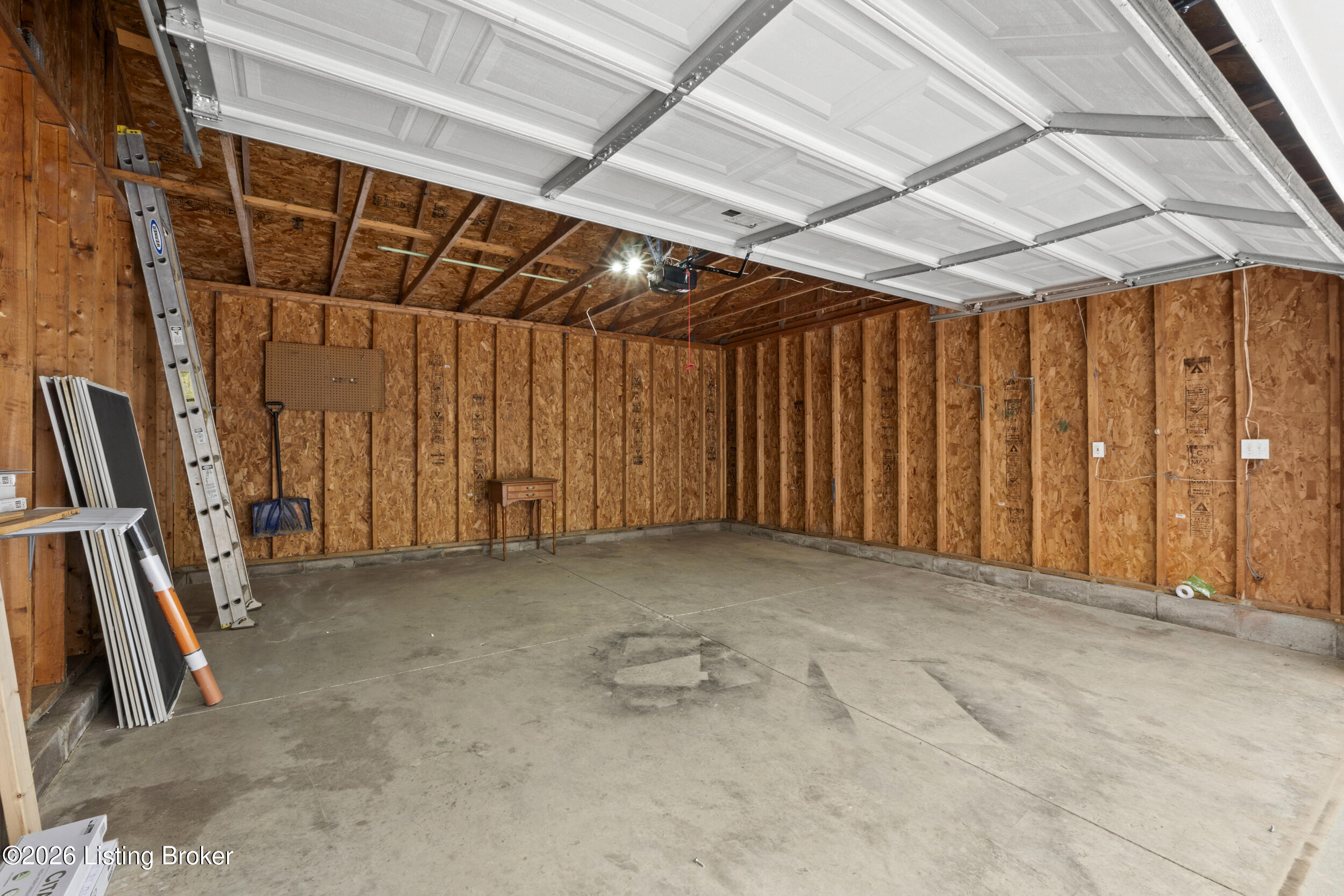 6212 Maravian Dr