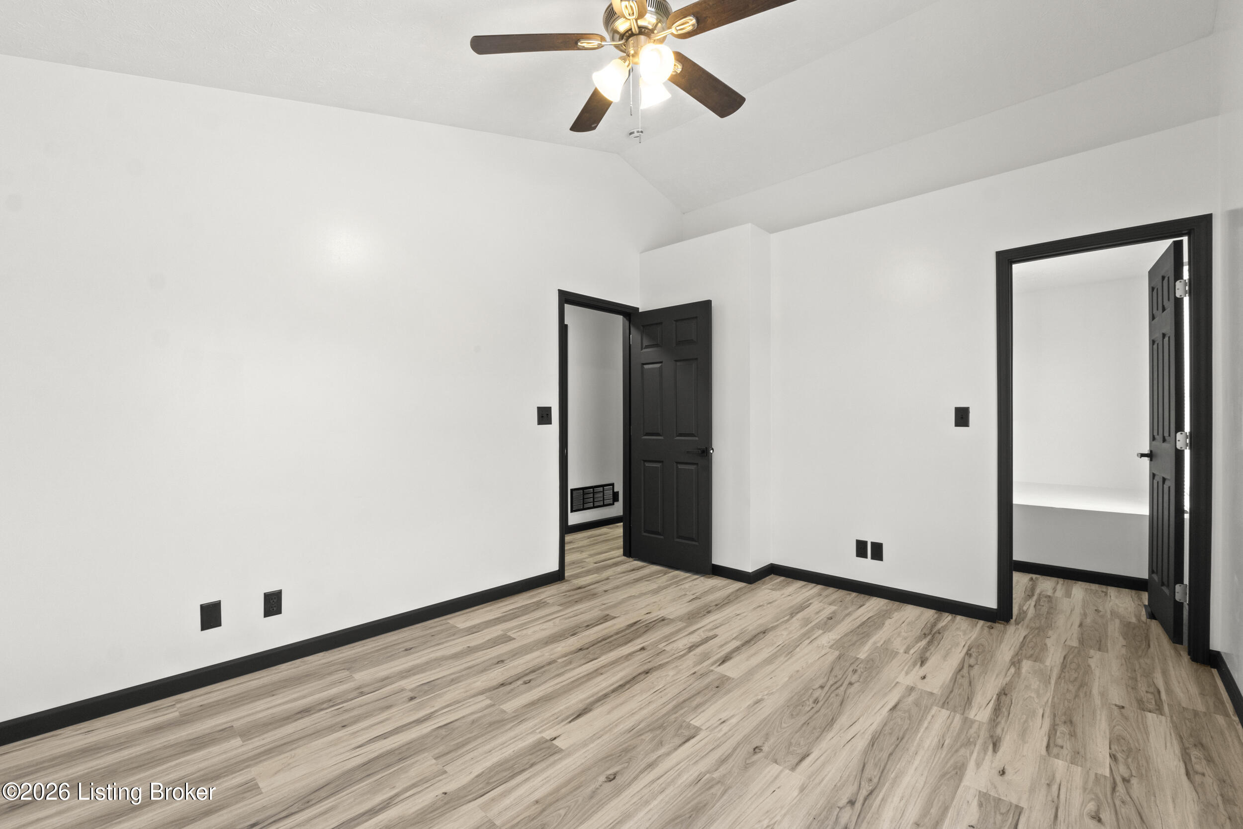 6212 Maravian Dr