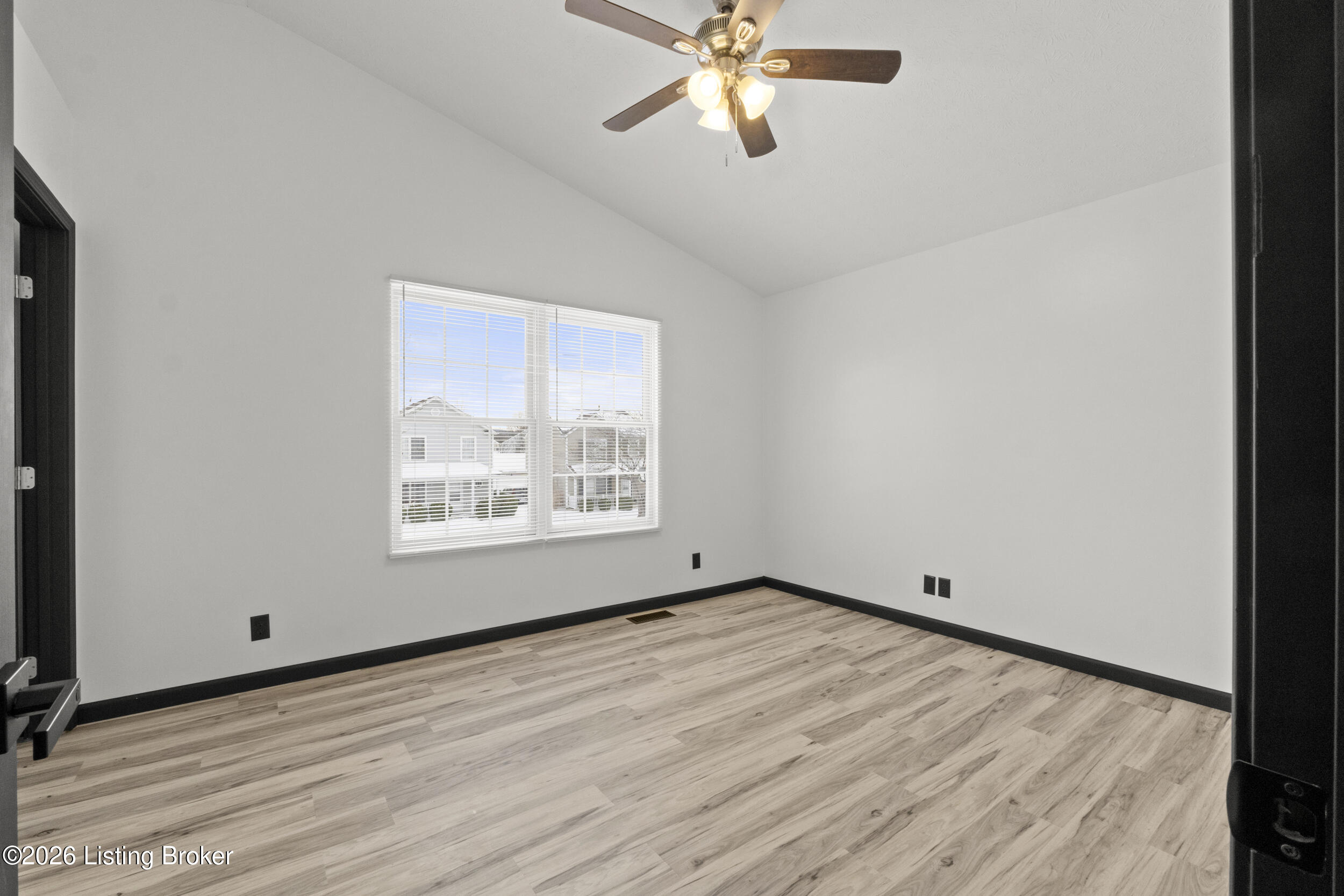 6212 Maravian Dr