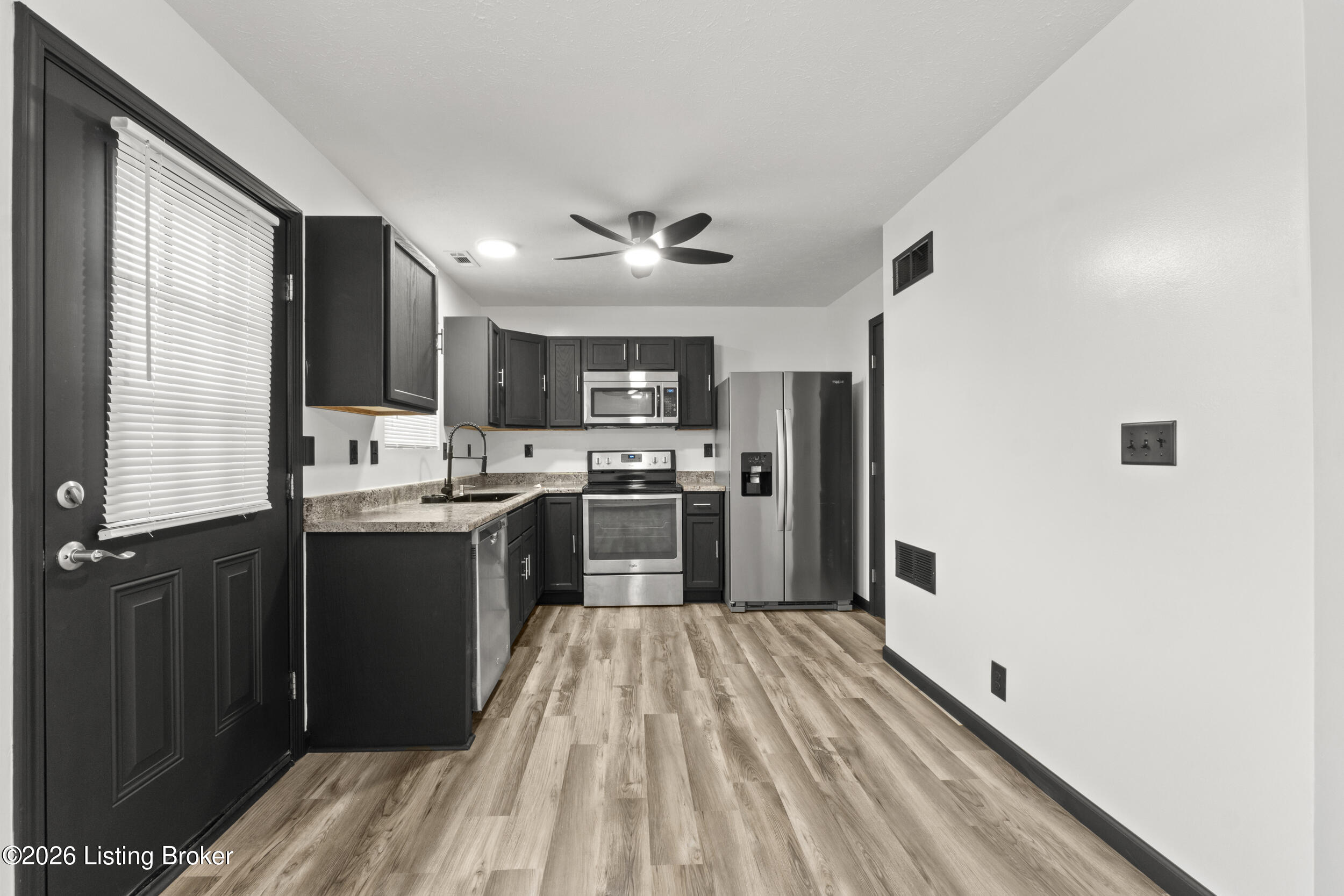 6212 Maravian Dr