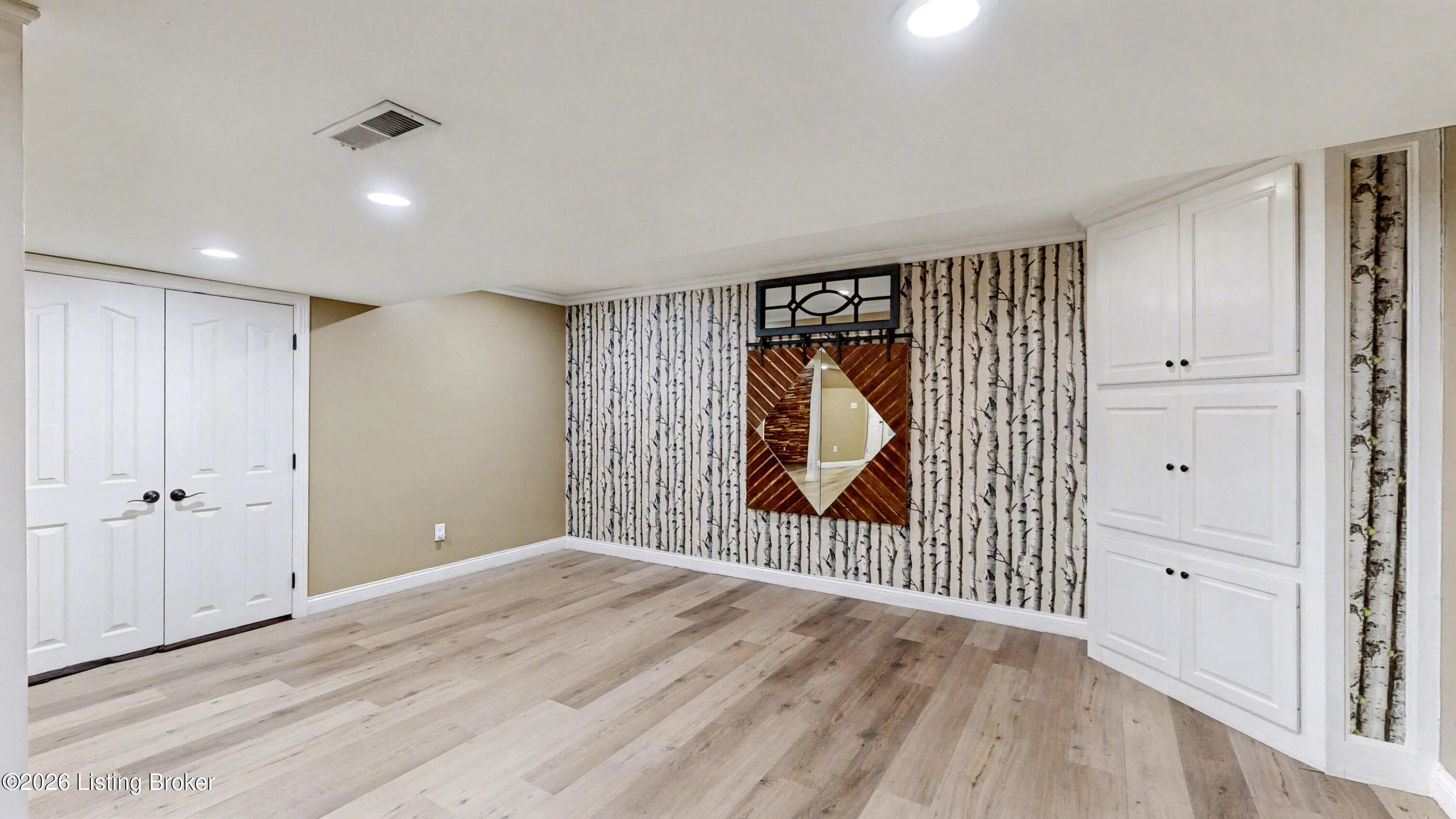 14604 Anderson Woods