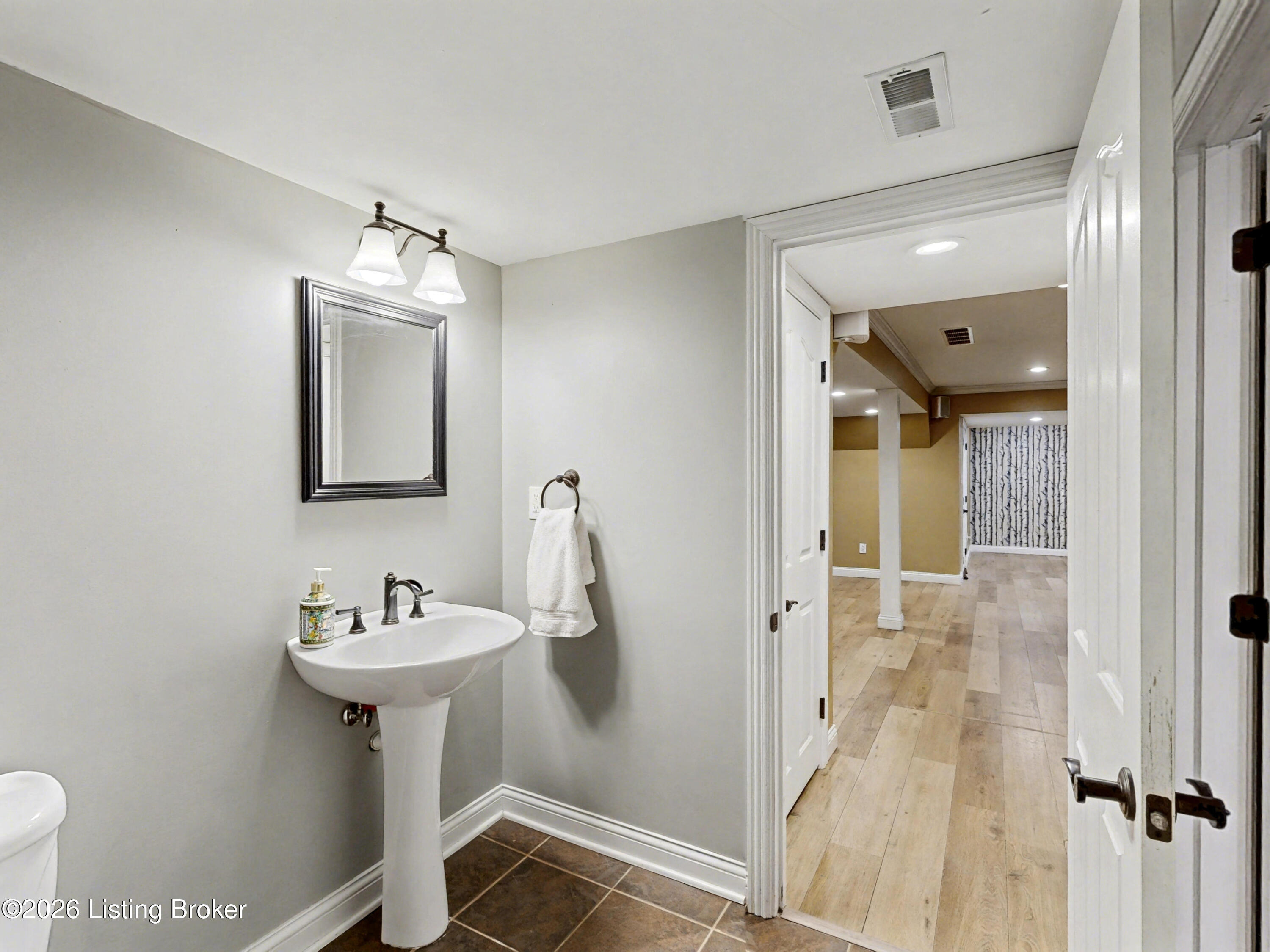 14604 Anderson Woods
