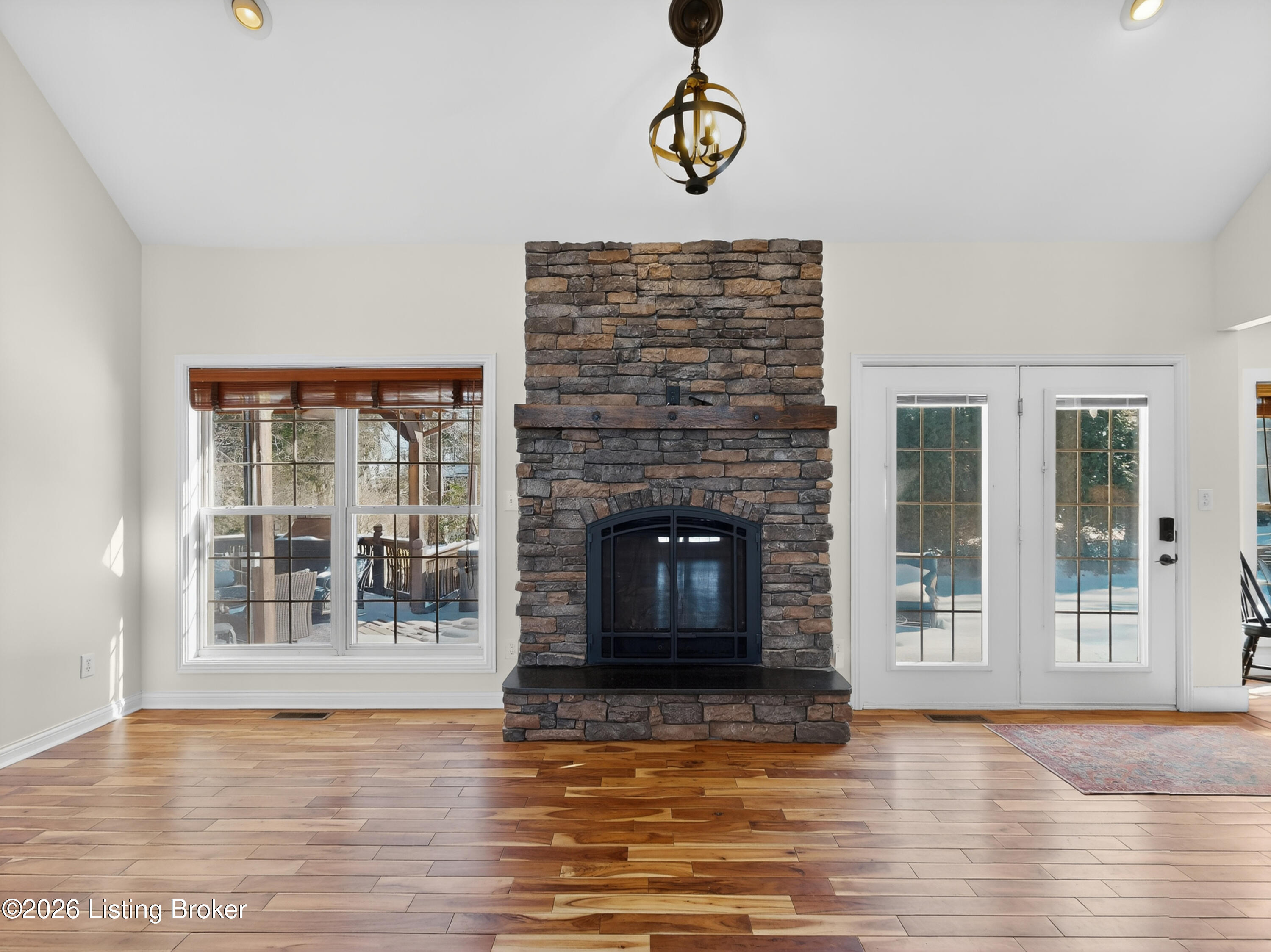14604 Anderson Woods