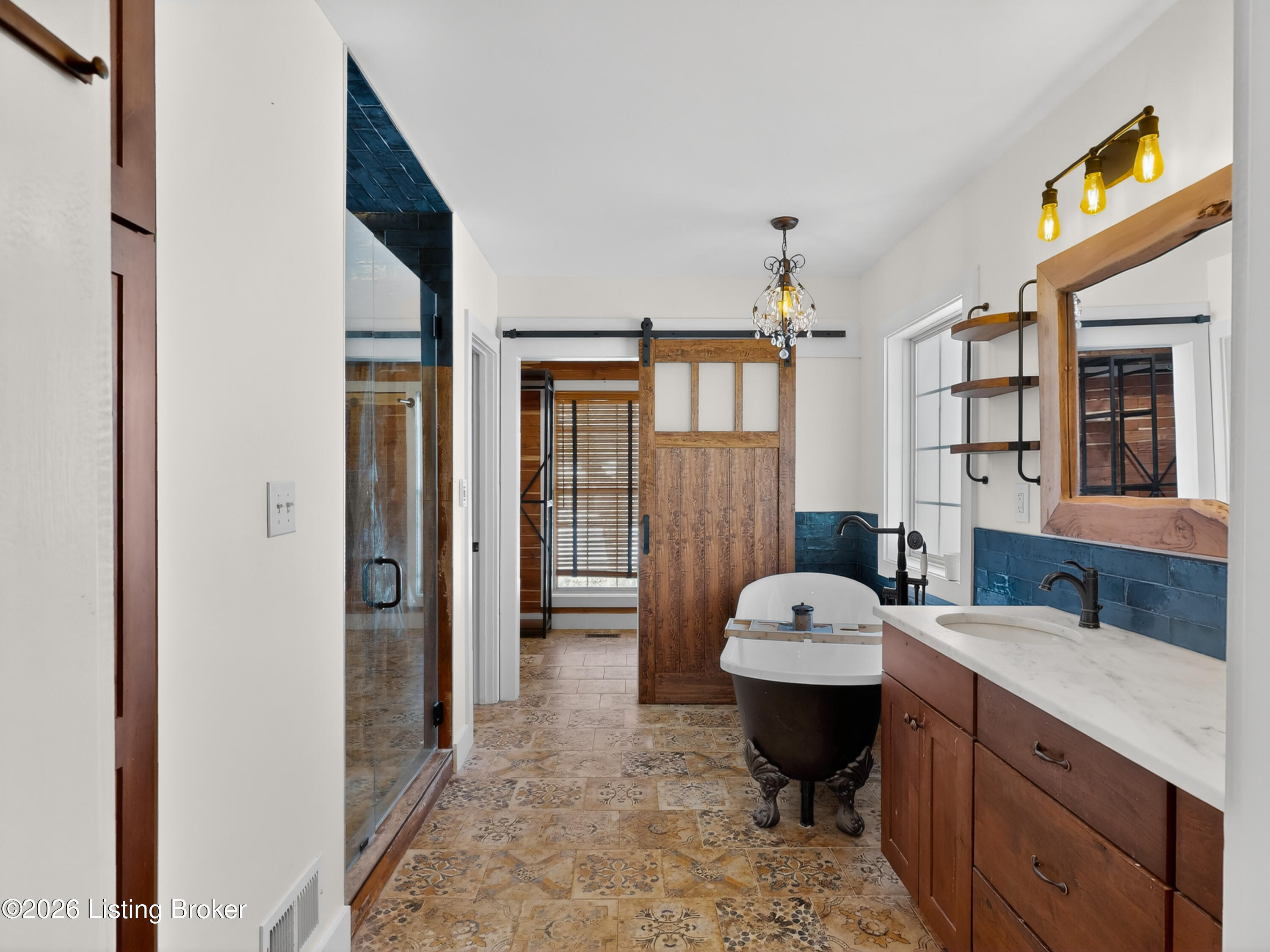 14604 Anderson Woods