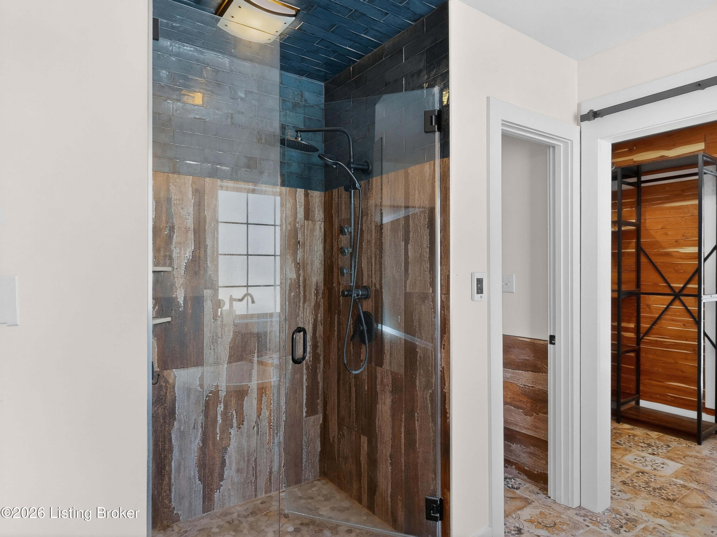 14604 Anderson Woods