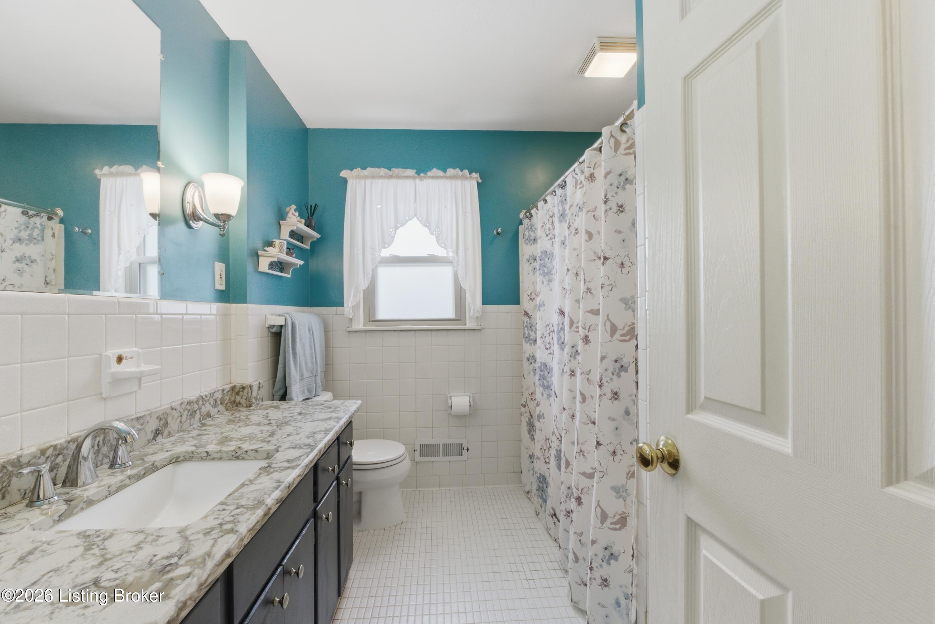 2103 Ann Marie Dr