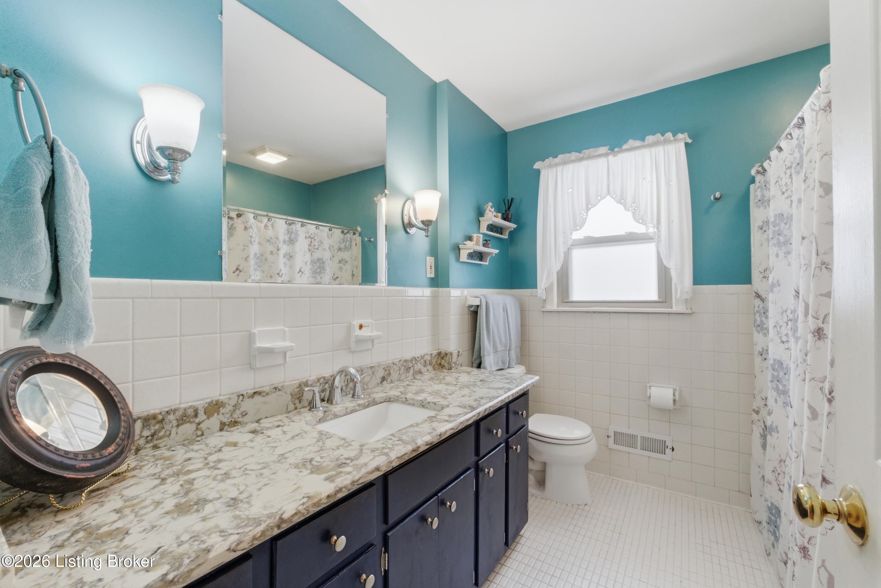 2103 Ann Marie Dr
