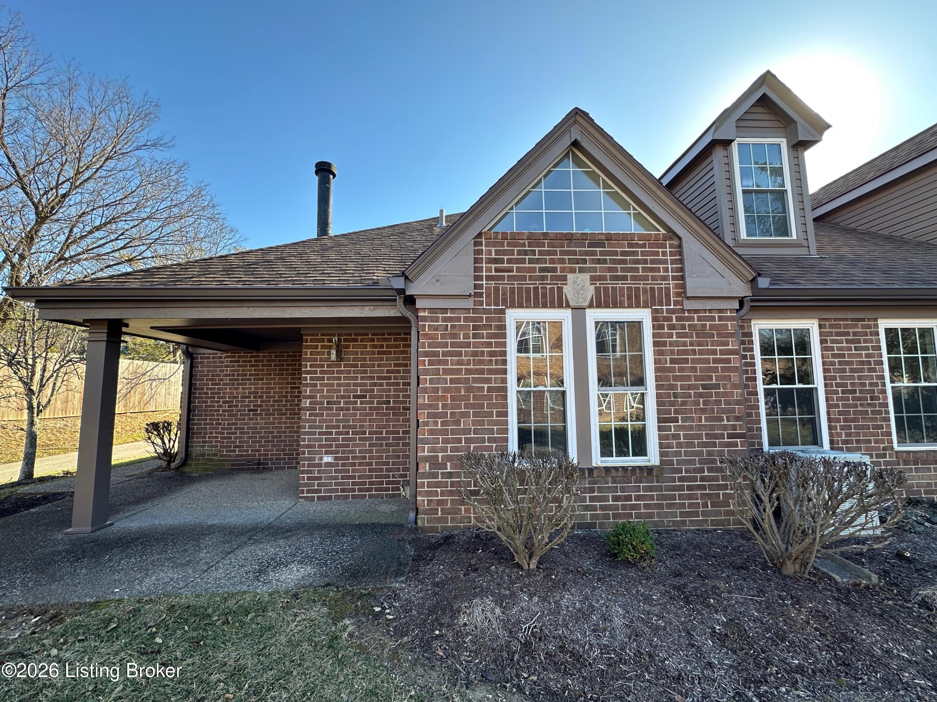103 Eastbridge Ct 103