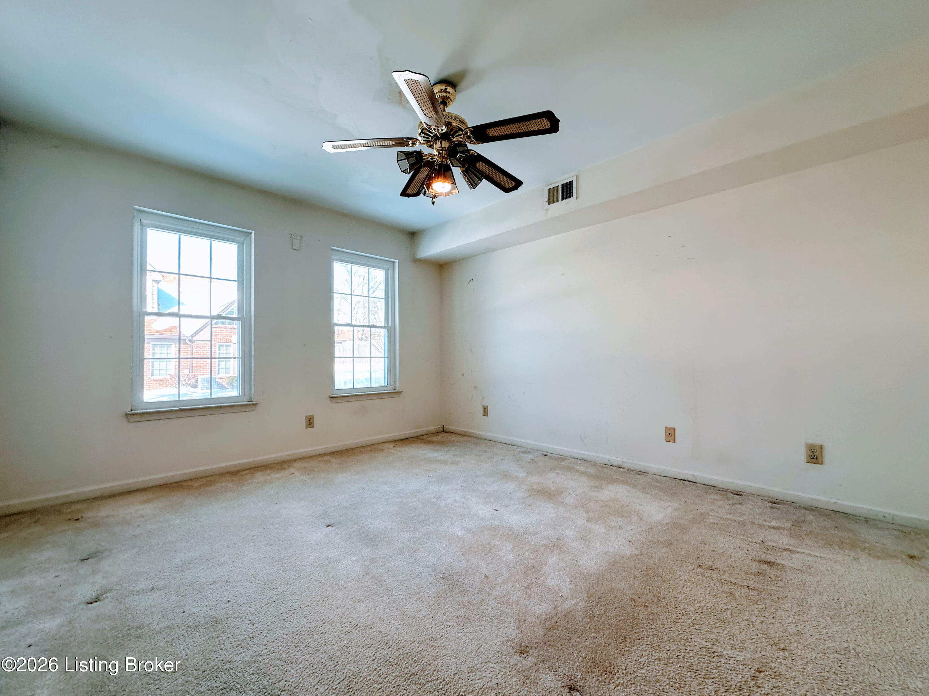 103 Eastbridge Ct 103