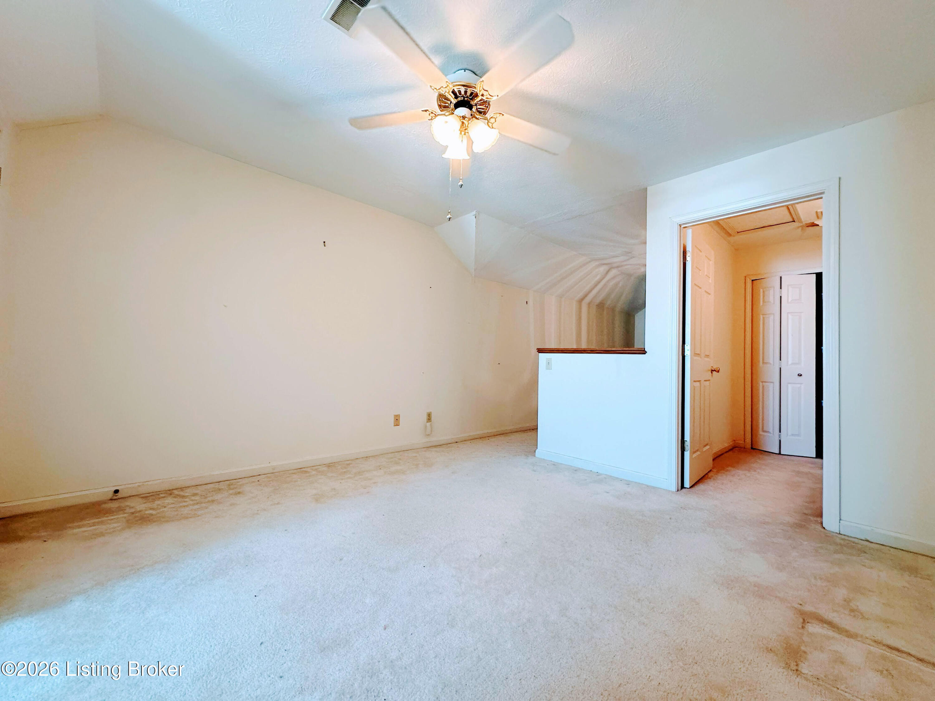 103 Eastbridge Ct 103