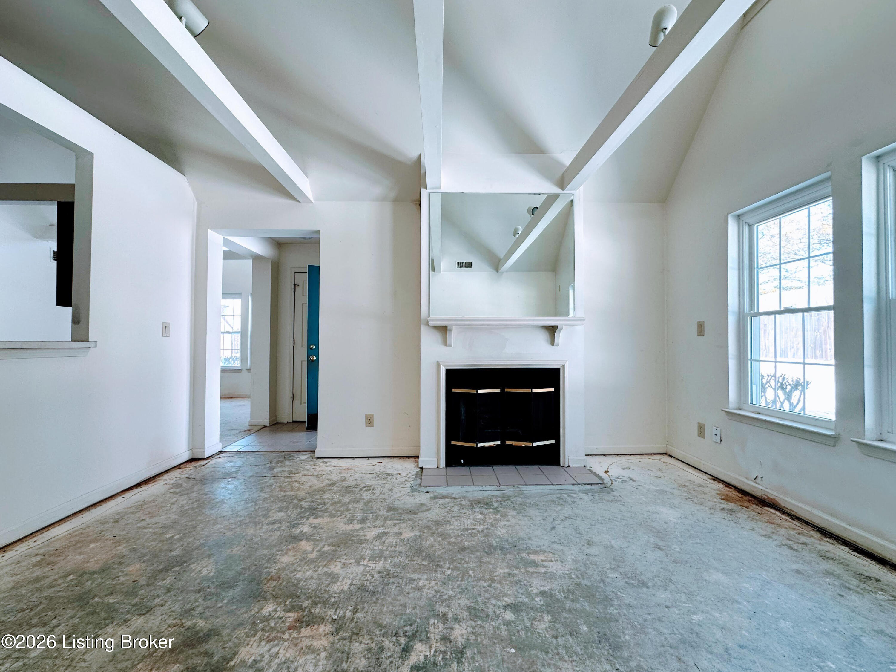 103 Eastbridge Ct 103