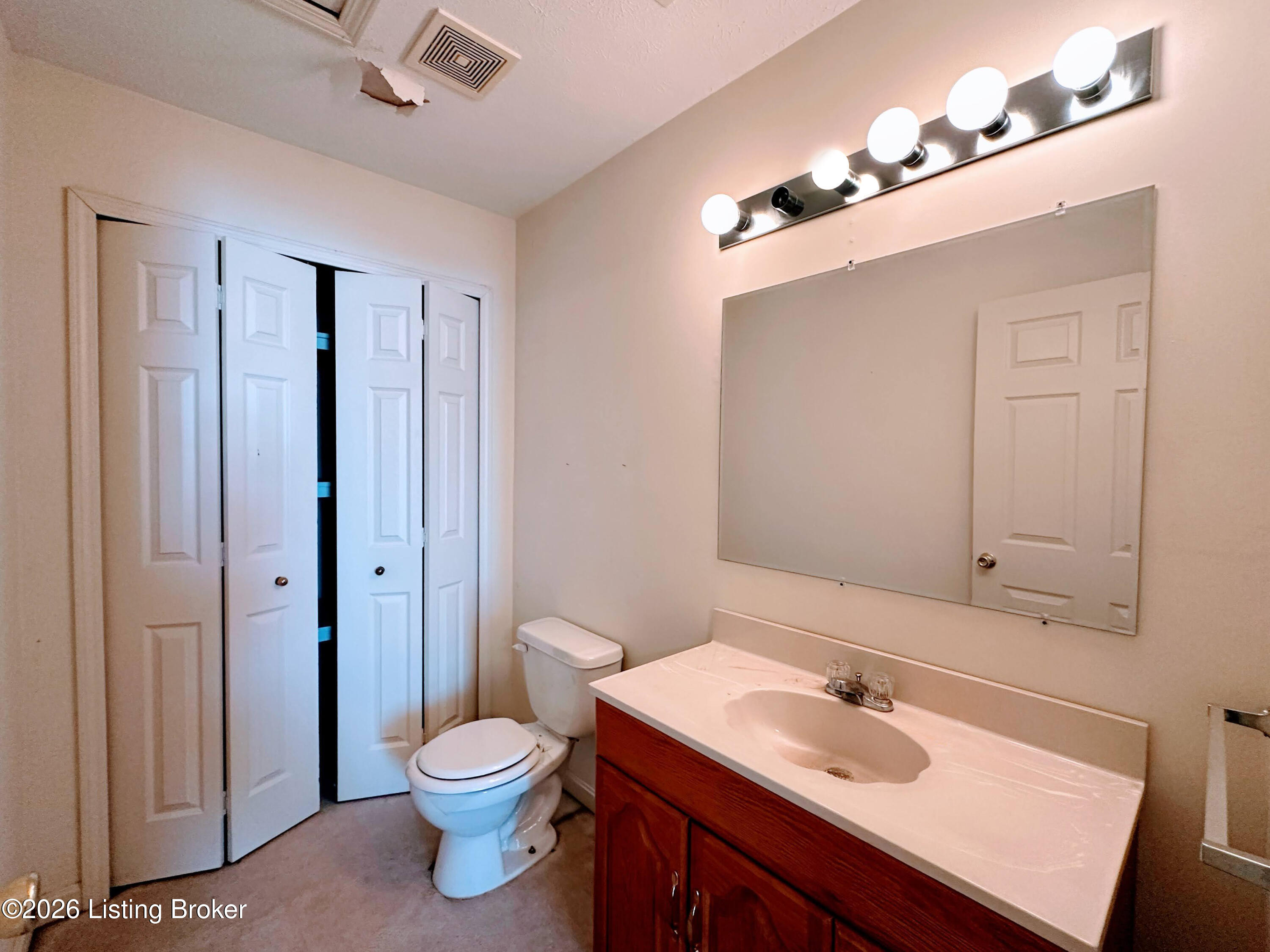 103 Eastbridge Ct 103