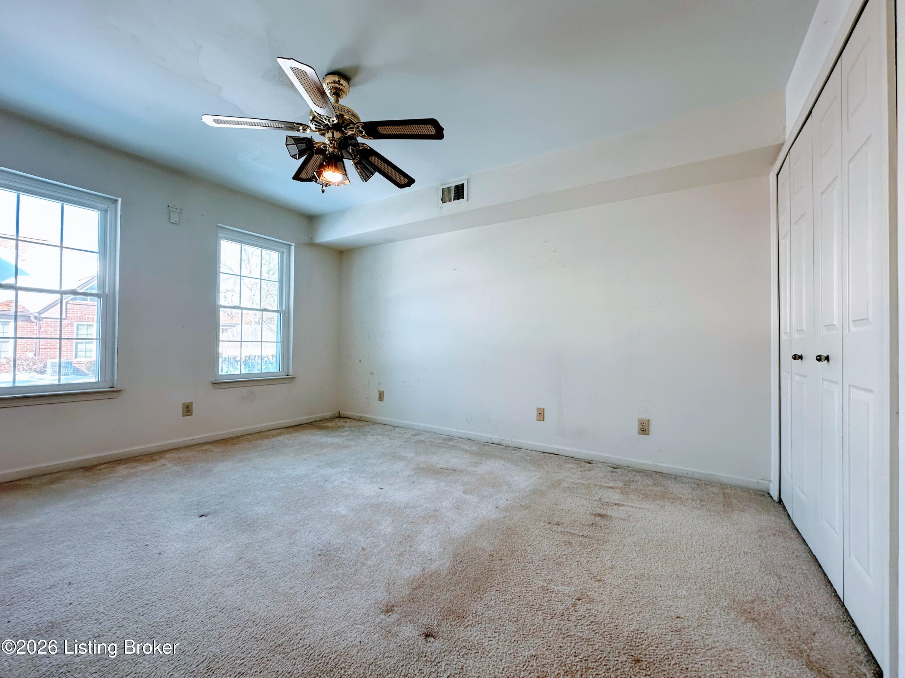 103 Eastbridge Ct 103