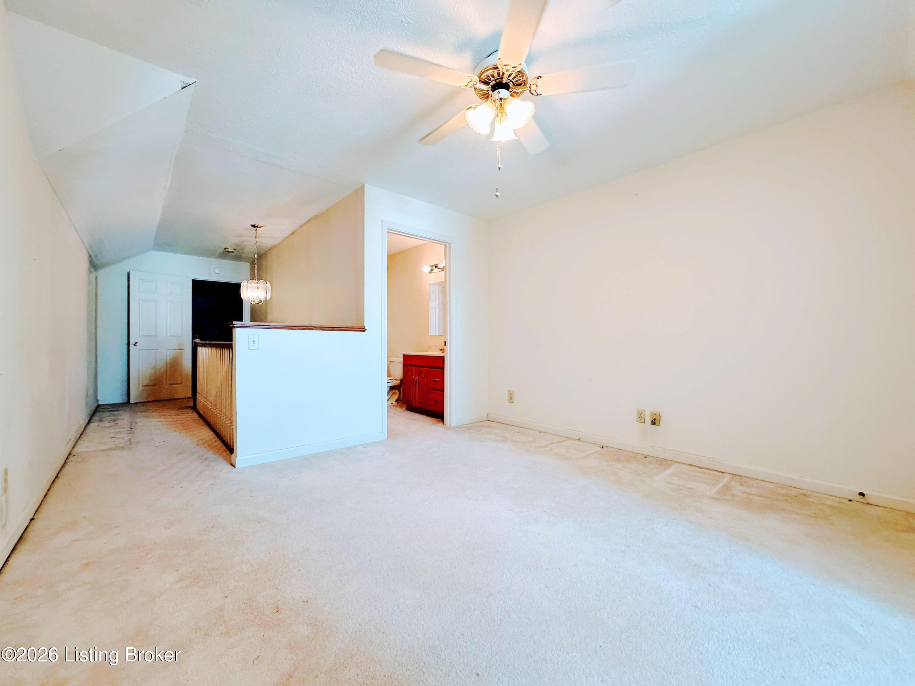 103 Eastbridge Ct 103