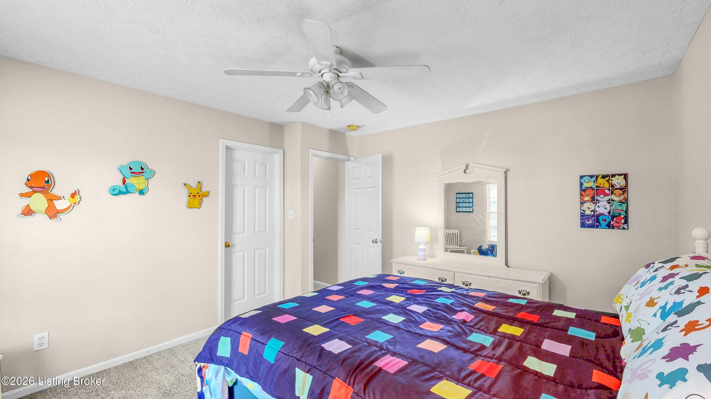 4909 Oakbrook Dr
