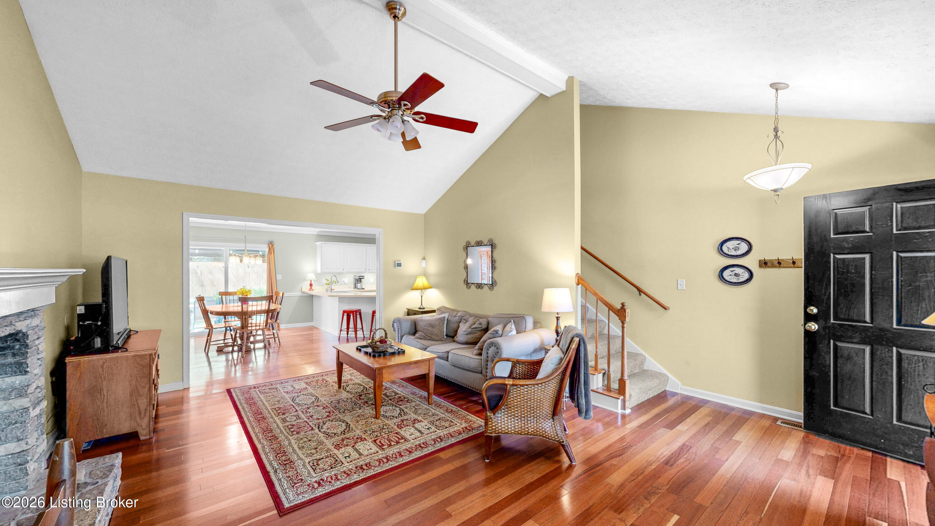 4909 Oakbrook Dr