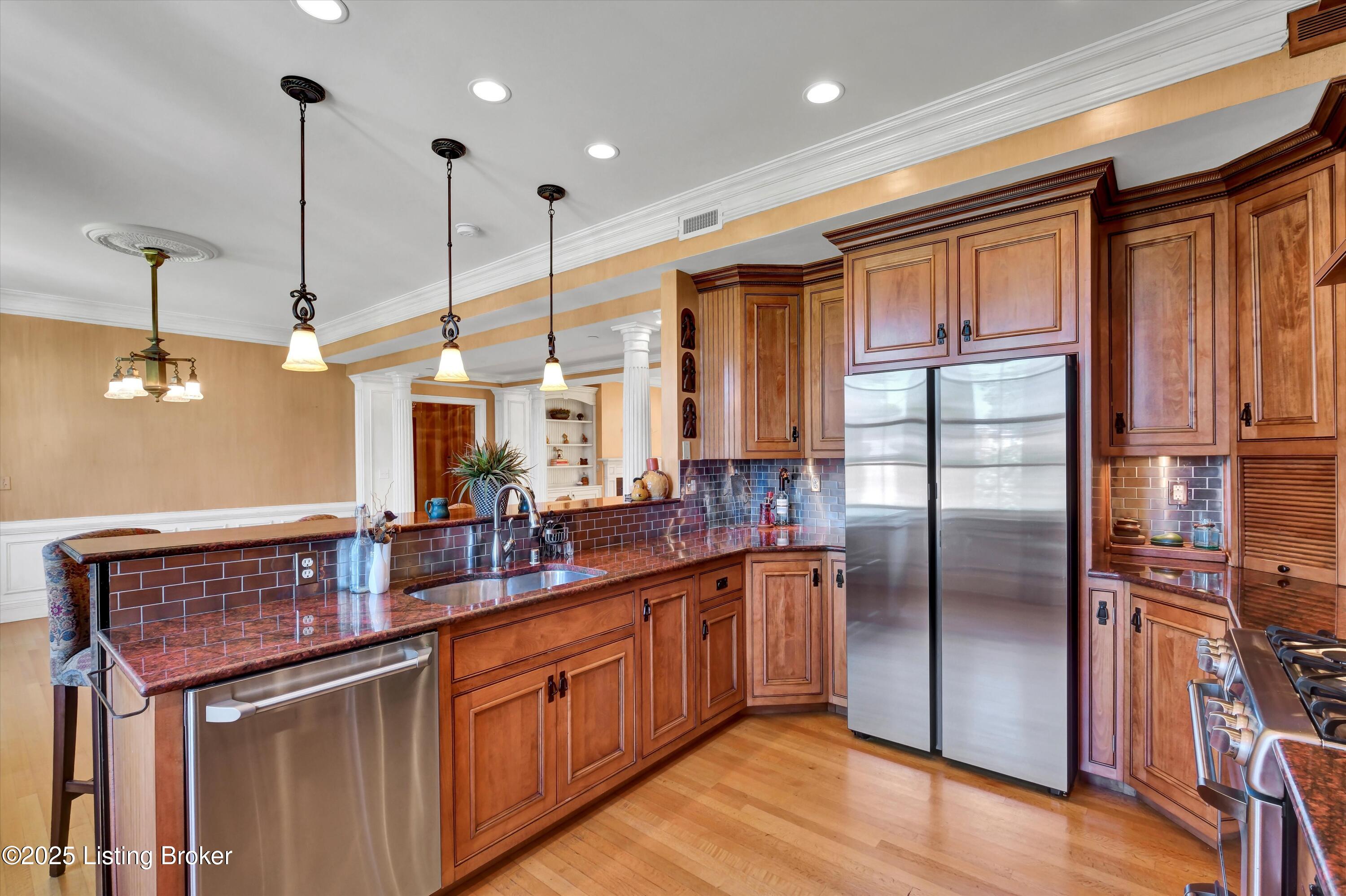 966 Cherokee Rd 205