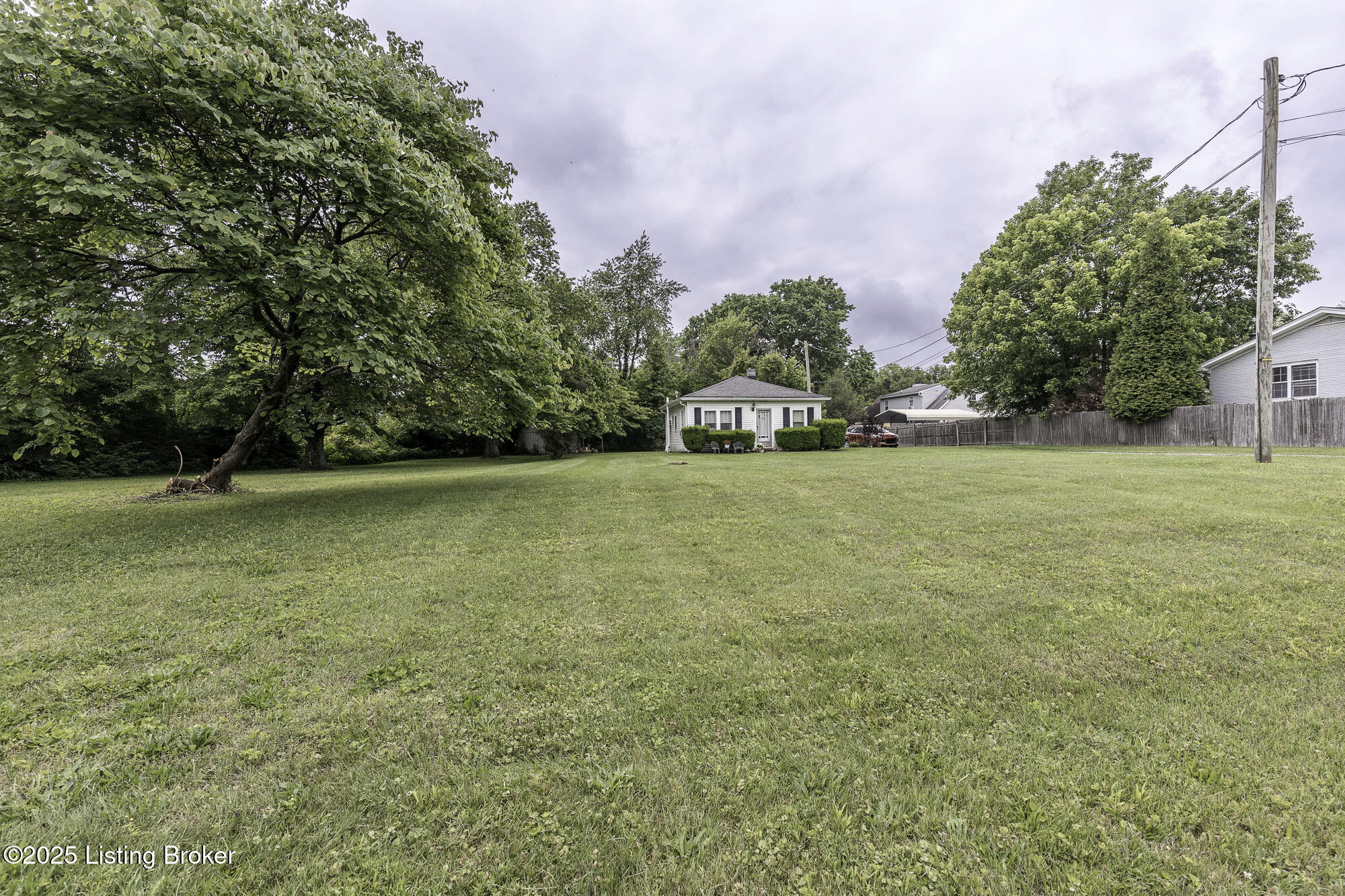 9416 Old Six Mile Ln