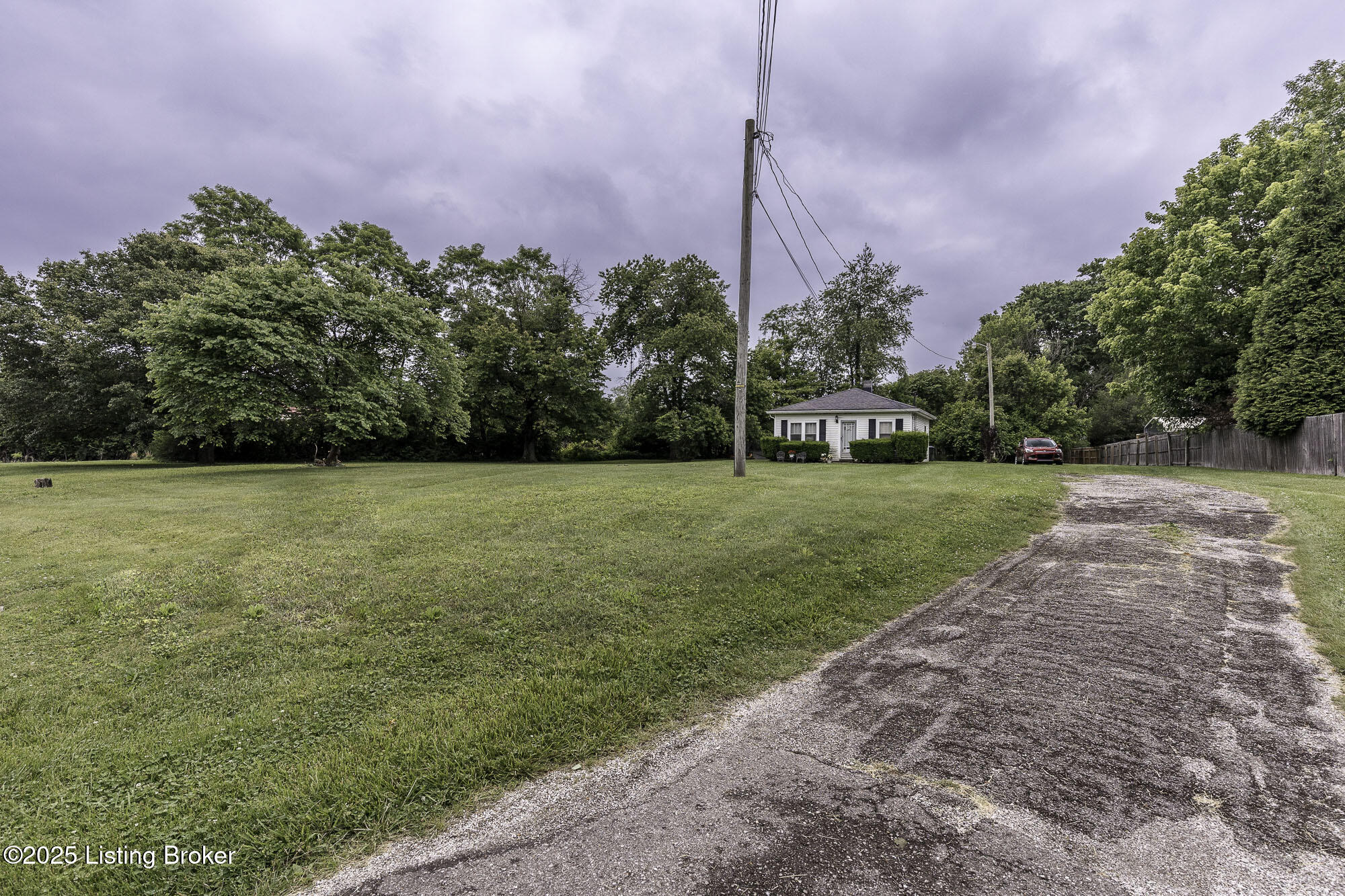 9416 Old Six Mile Ln
