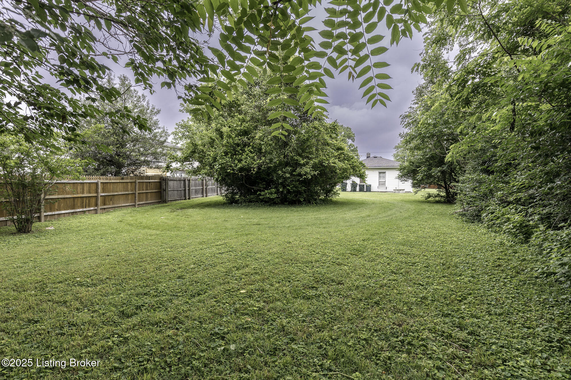9416 Old Six Mile Ln