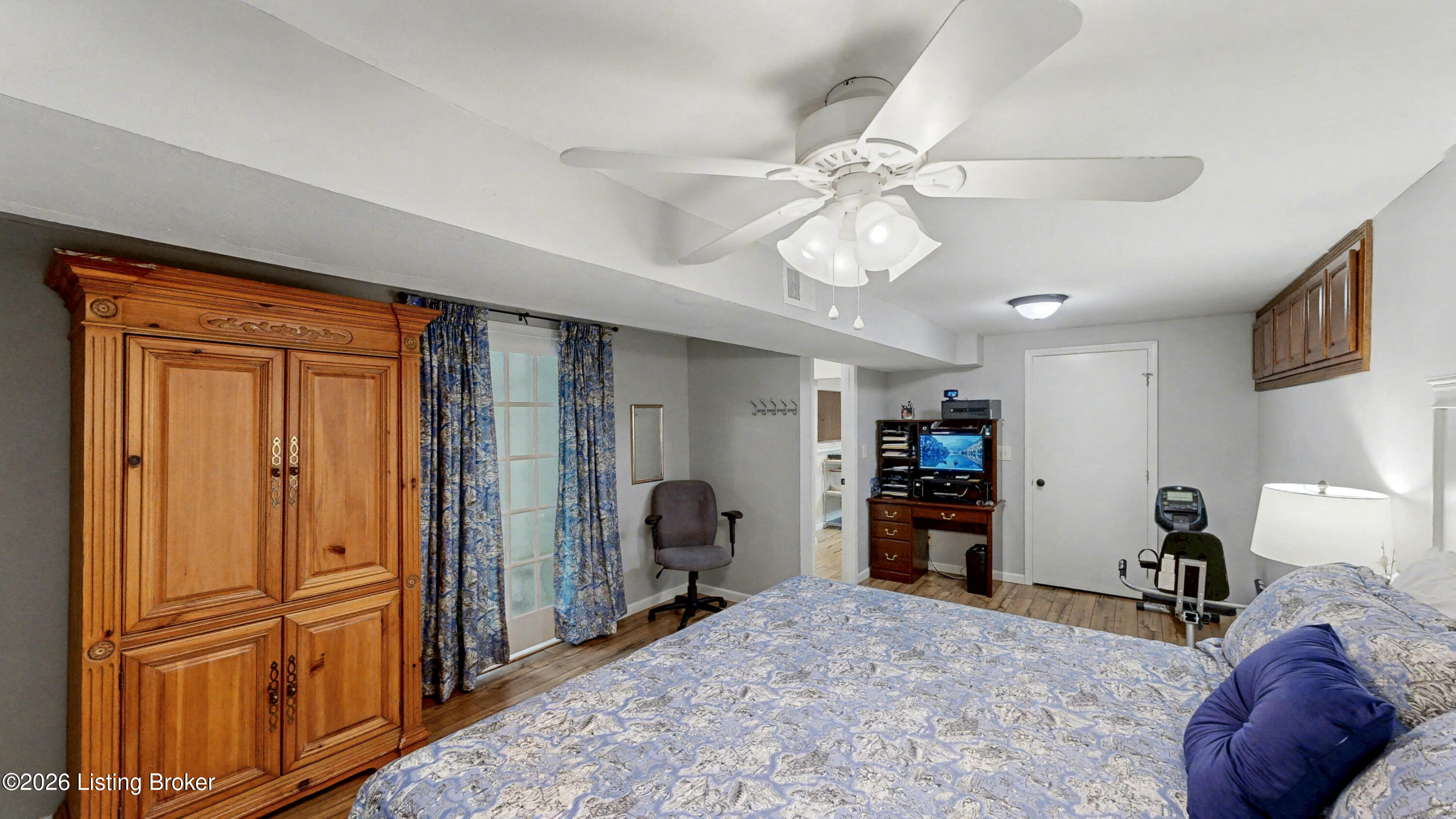 4414 Deepwood Dr